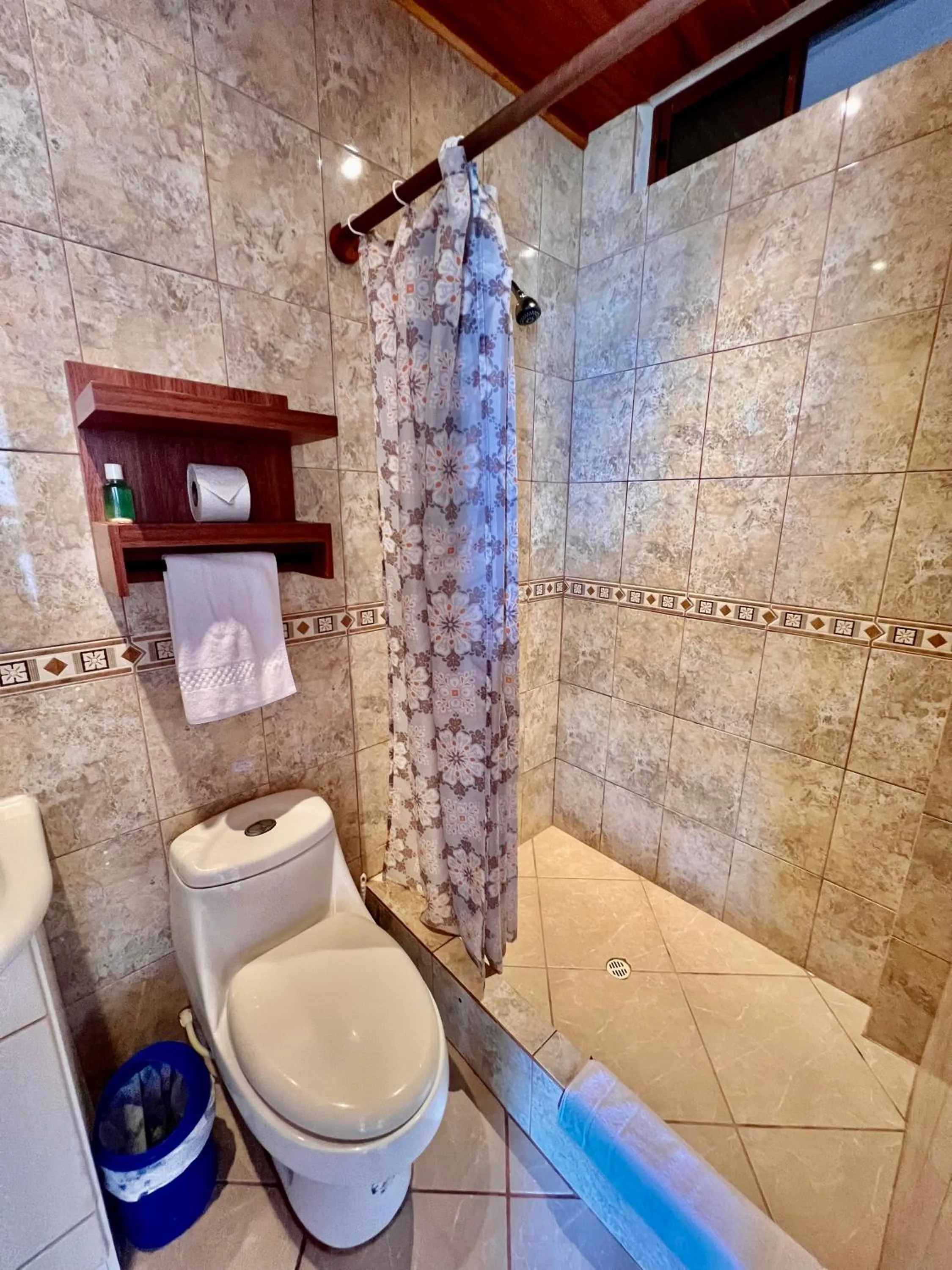 Shower in Hotel Sierra Negra