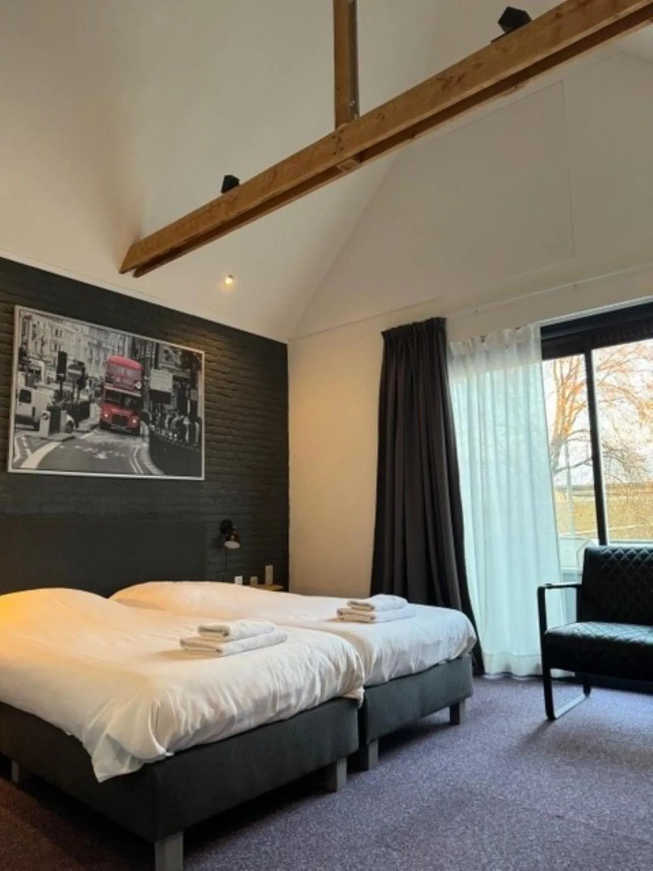 Bed in Hotel Schimmel