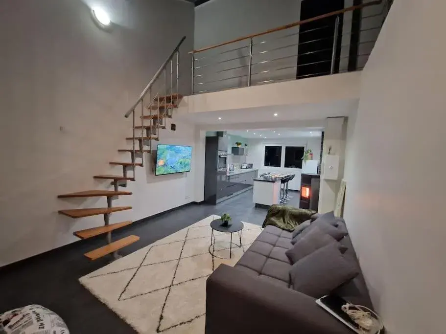 Three-Bedroom Apartment in Duplex-Cocon-Proximité - Piscines Thermales -Sauna Three-Bedroom Apartment in Duplex-Cocon-Proximité - Piscines Thermales -Sauna