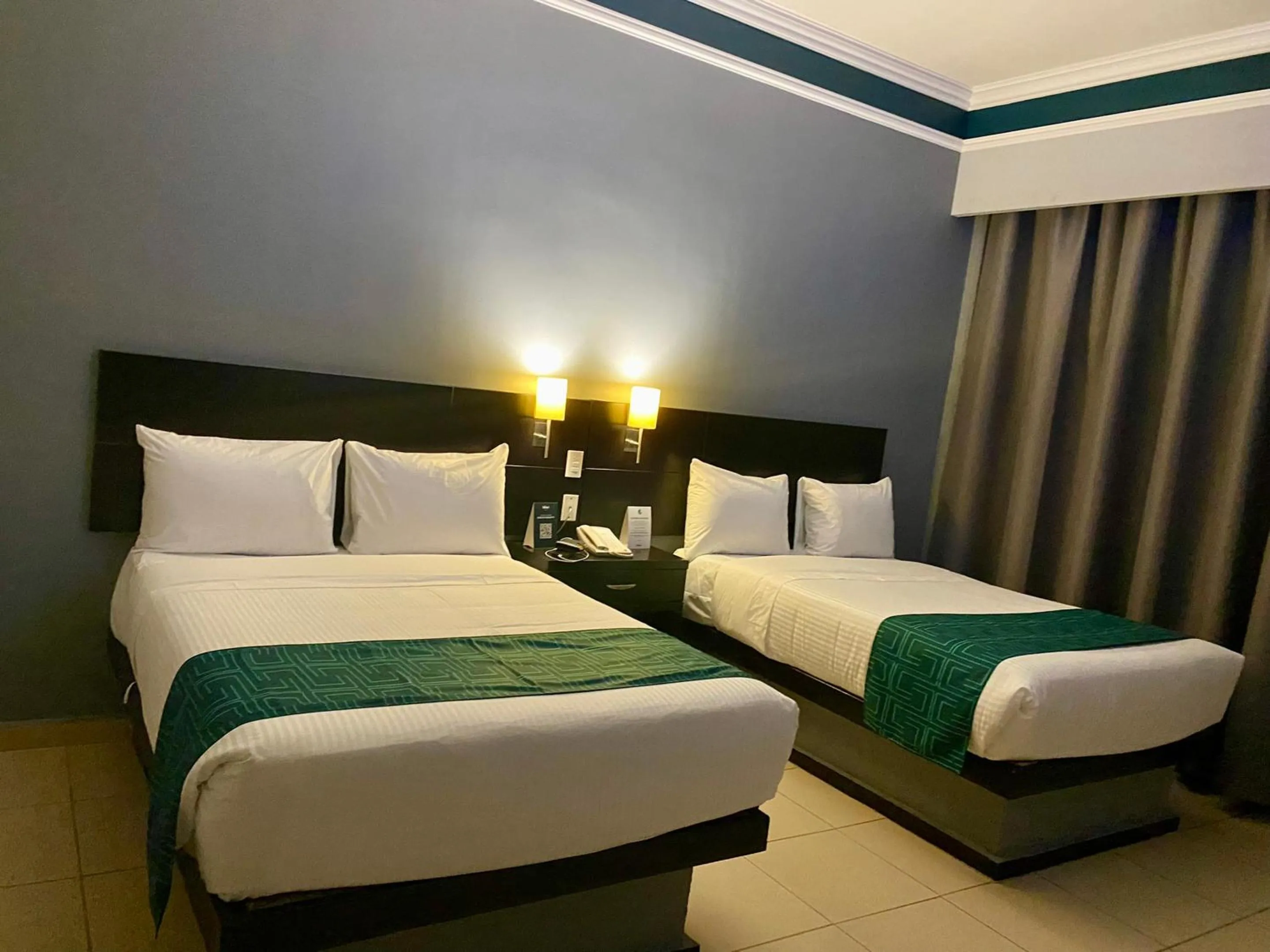 Bed in InHouse Hotel León