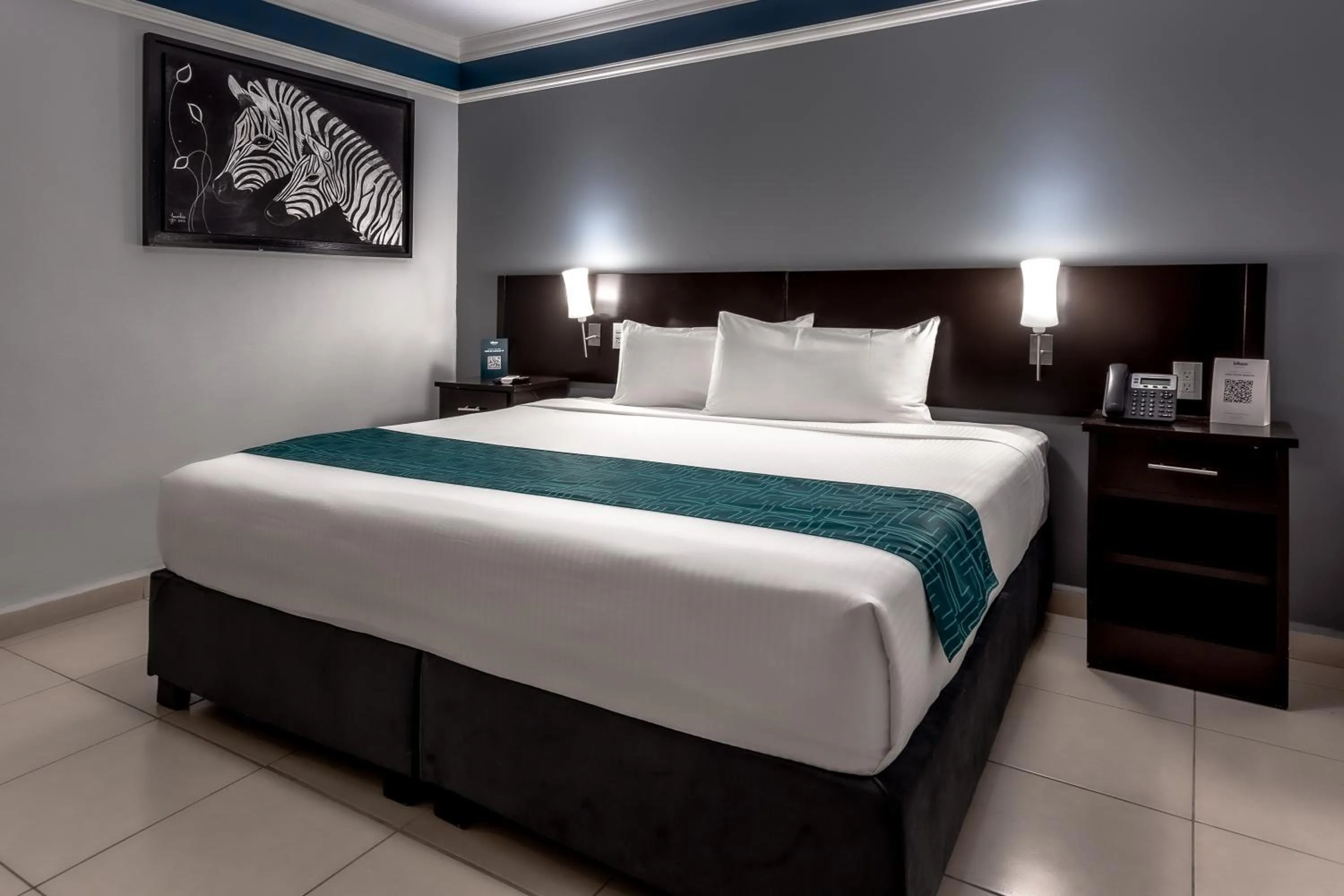 Bed in InHouse Hotel León