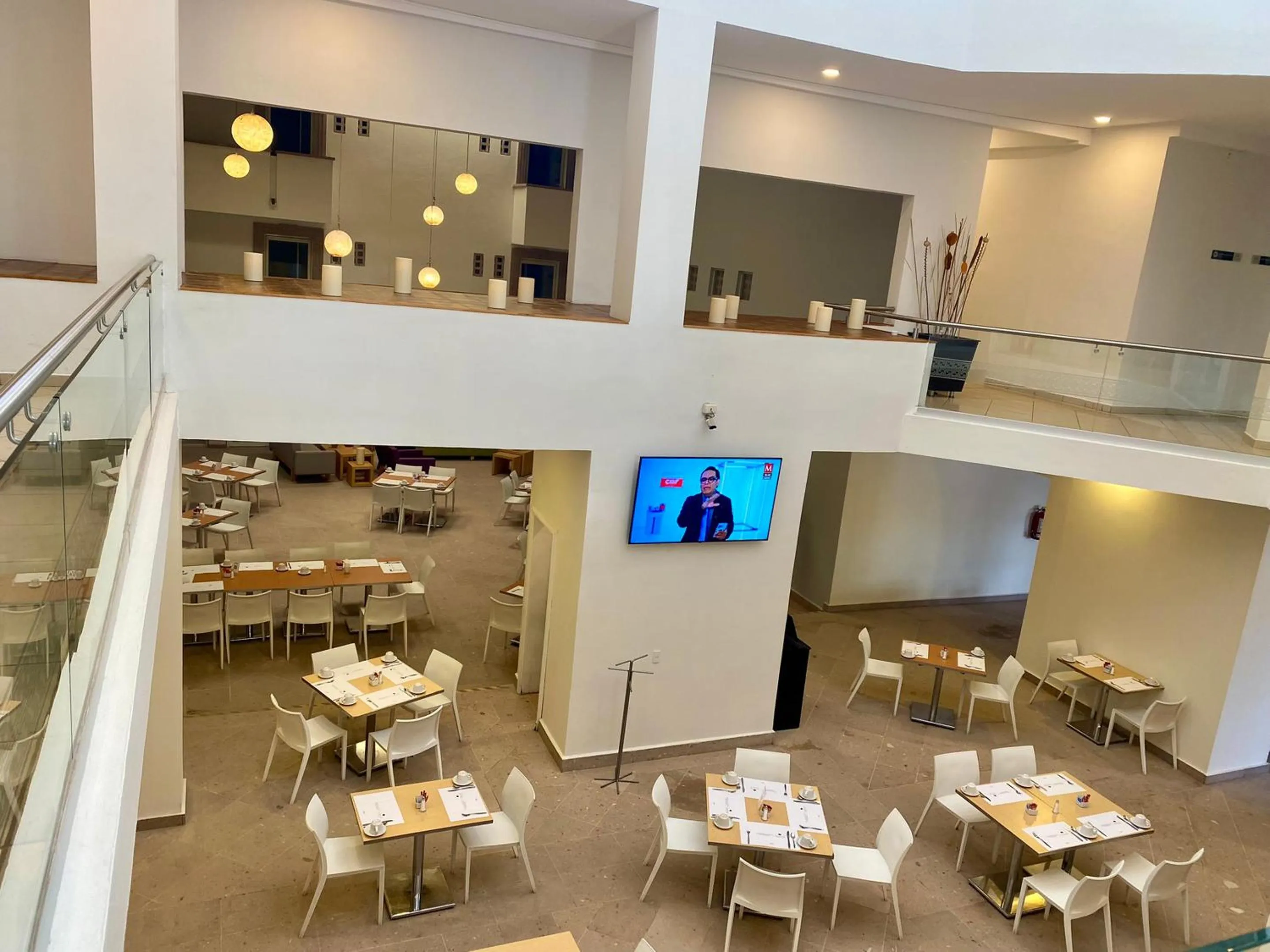 Restaurant/places to eat in InHouse Hotel León