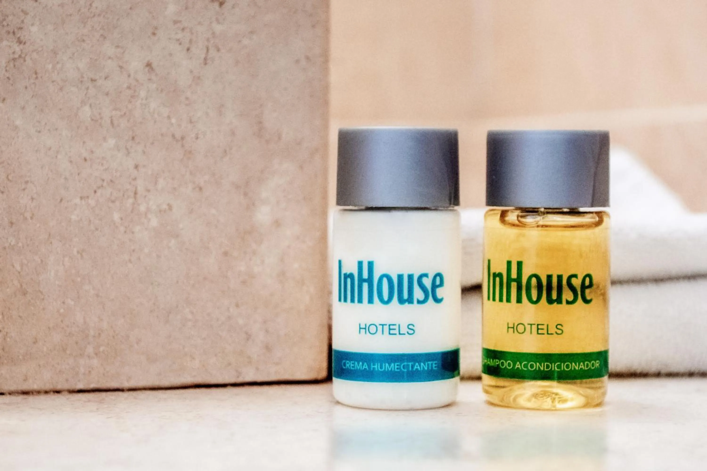 Bathroom in InHouse Hotel León