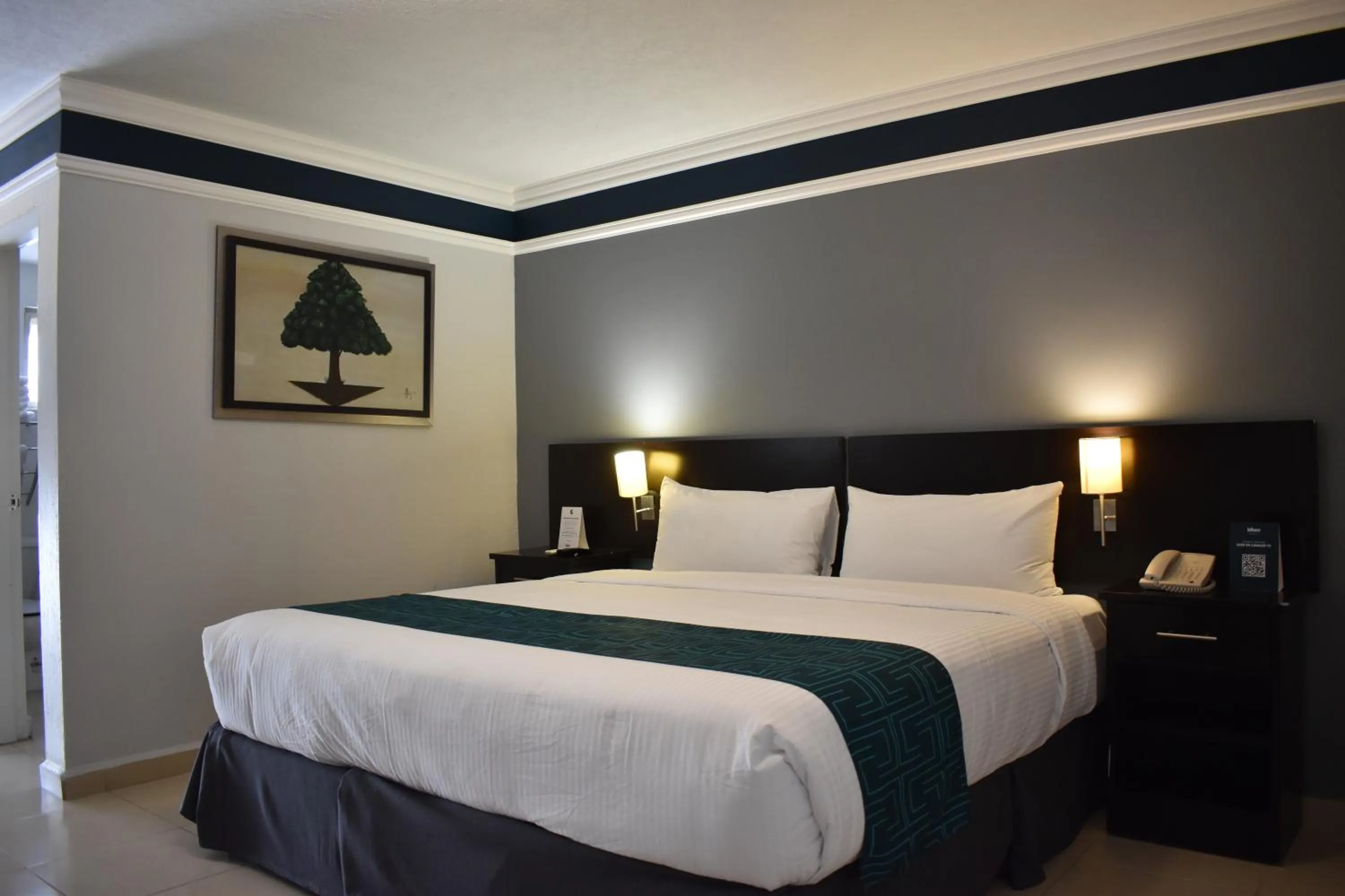 Bed in InHouse Hotel León