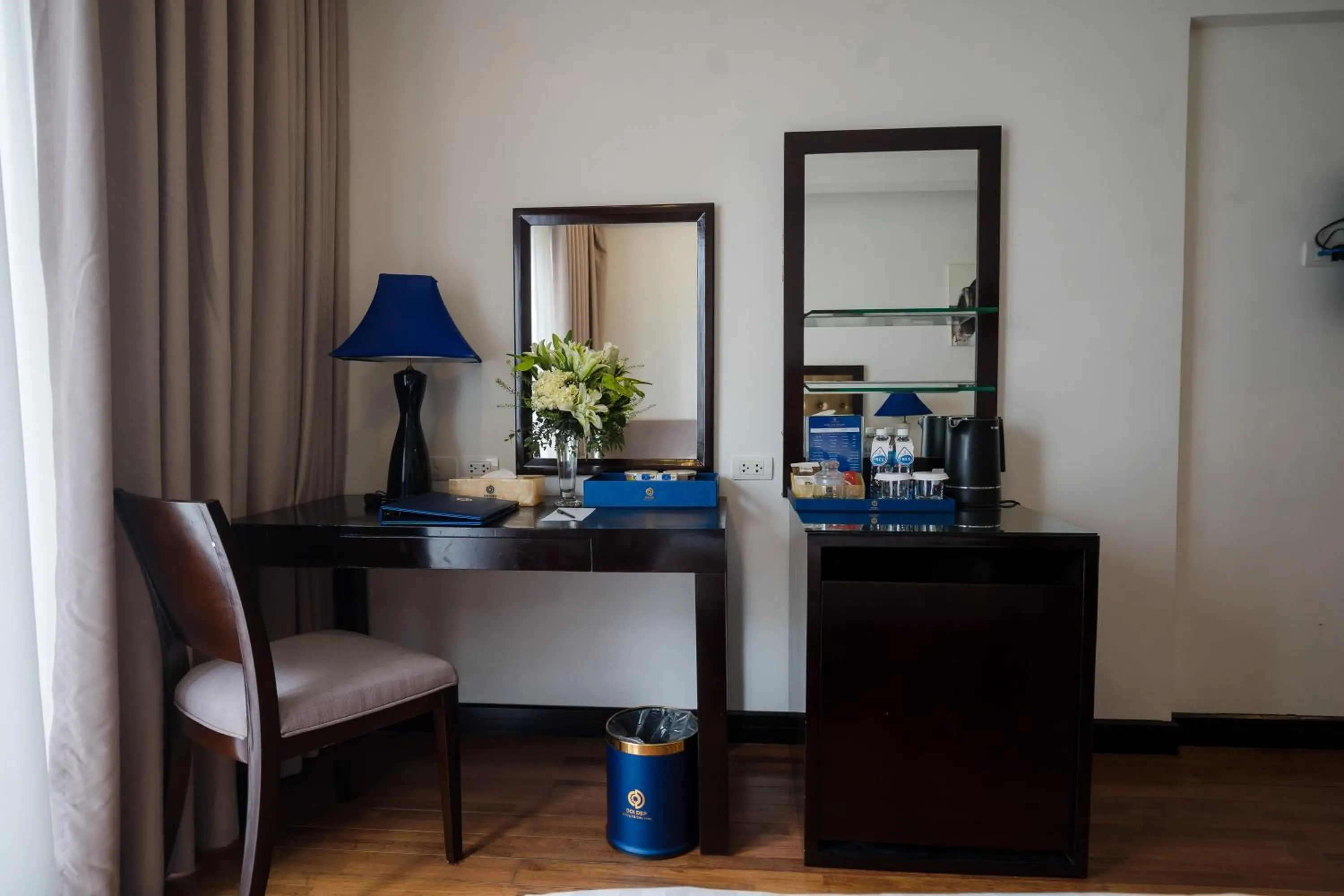 furniture in SANDALS ISLAND HOTEL