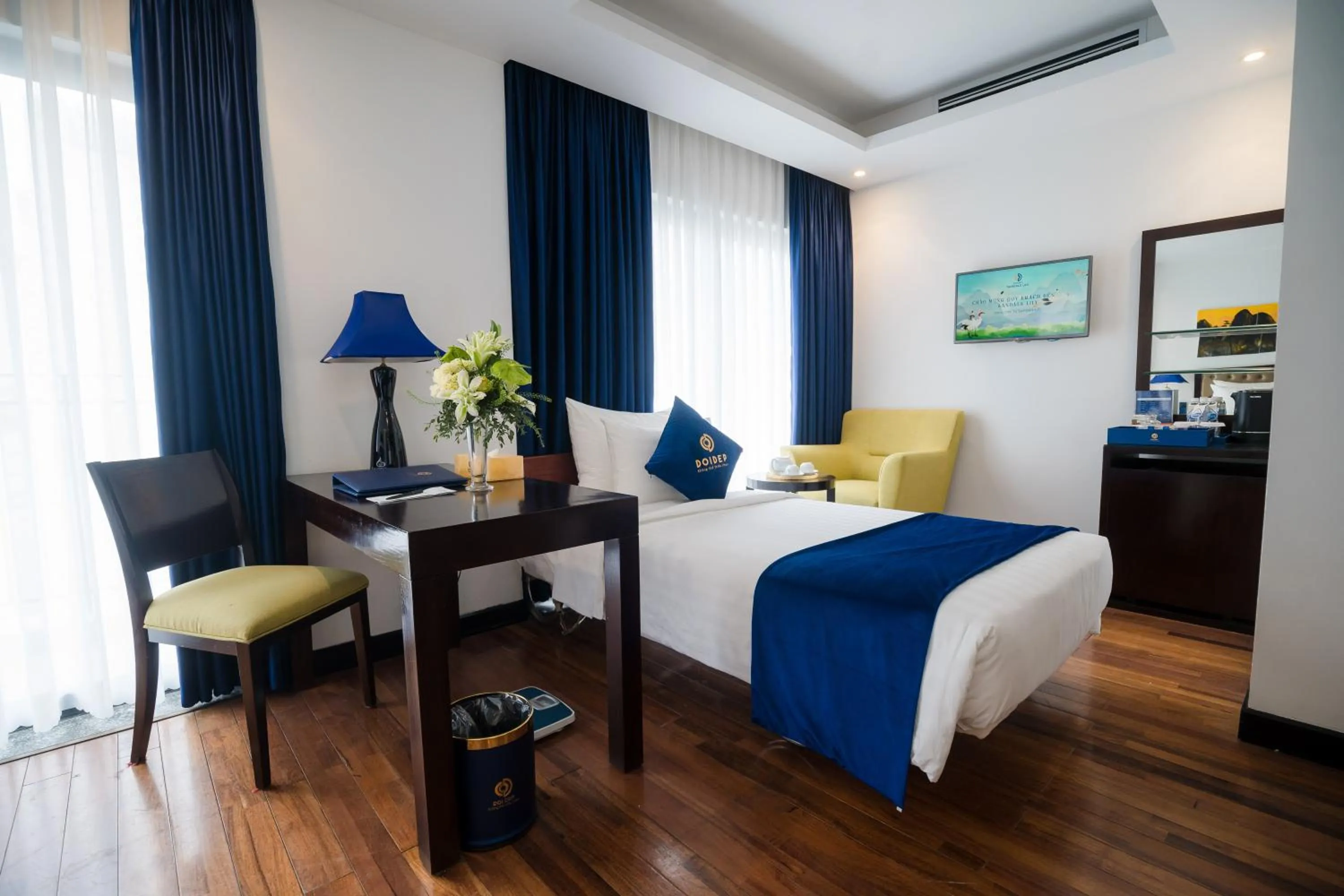 Bedroom, Bed in SANDALS ISLAND HOTEL