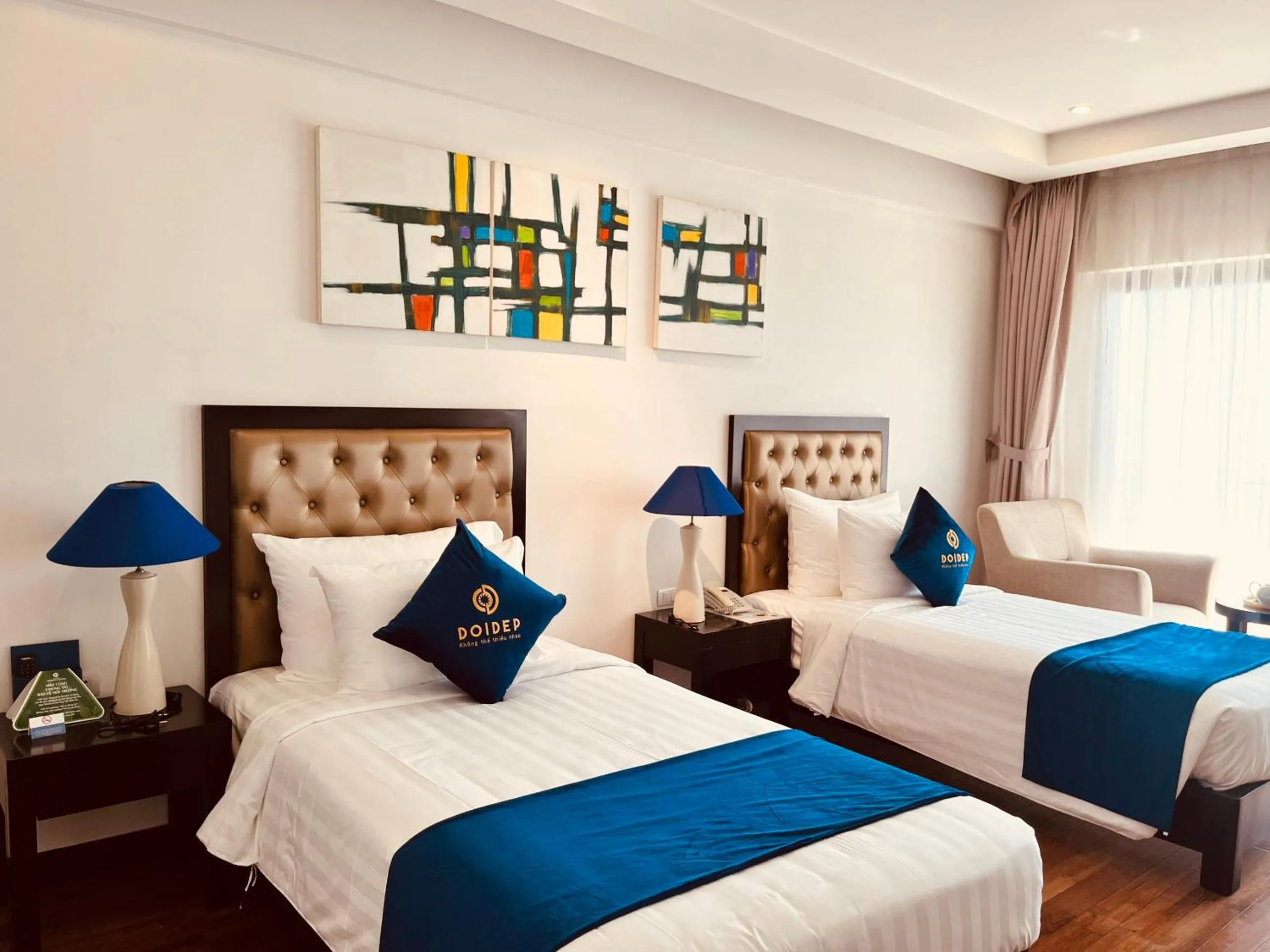 Bed in SANDALS ISLAND HOTEL