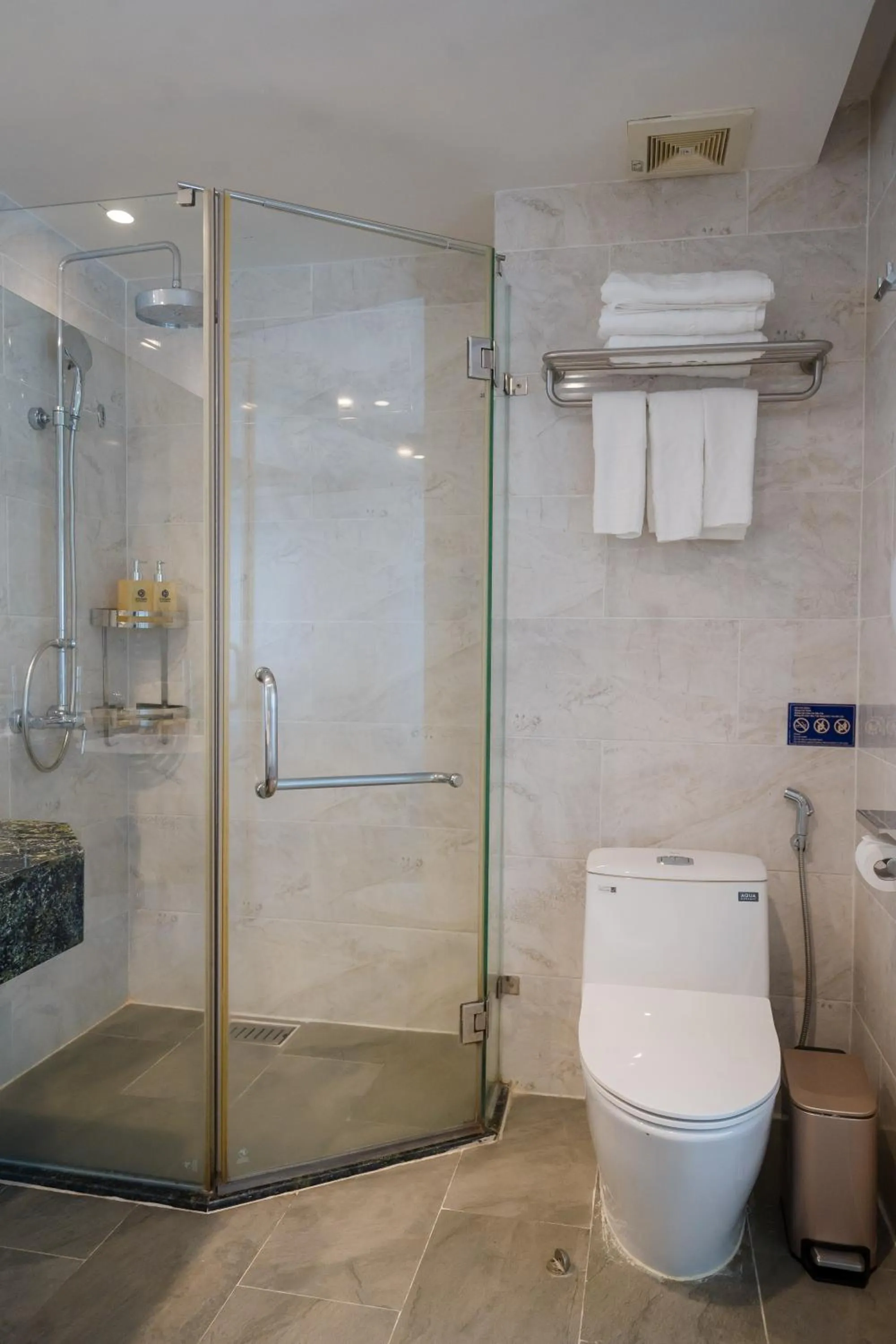 Toilet in SANDALS ISLAND HOTEL