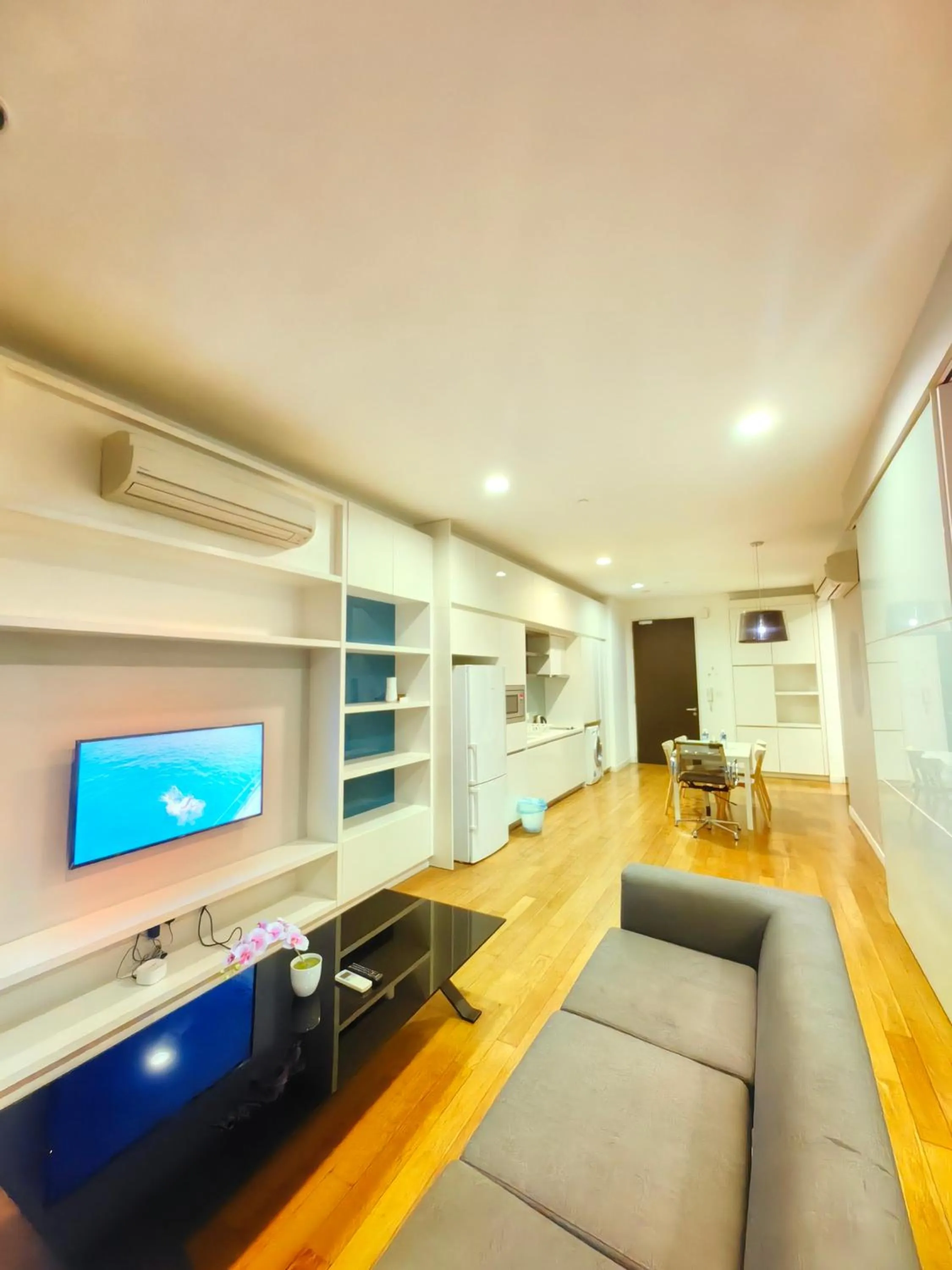 TV and multimedia in Platinum Suites Tower 1 Kuala Lumpur