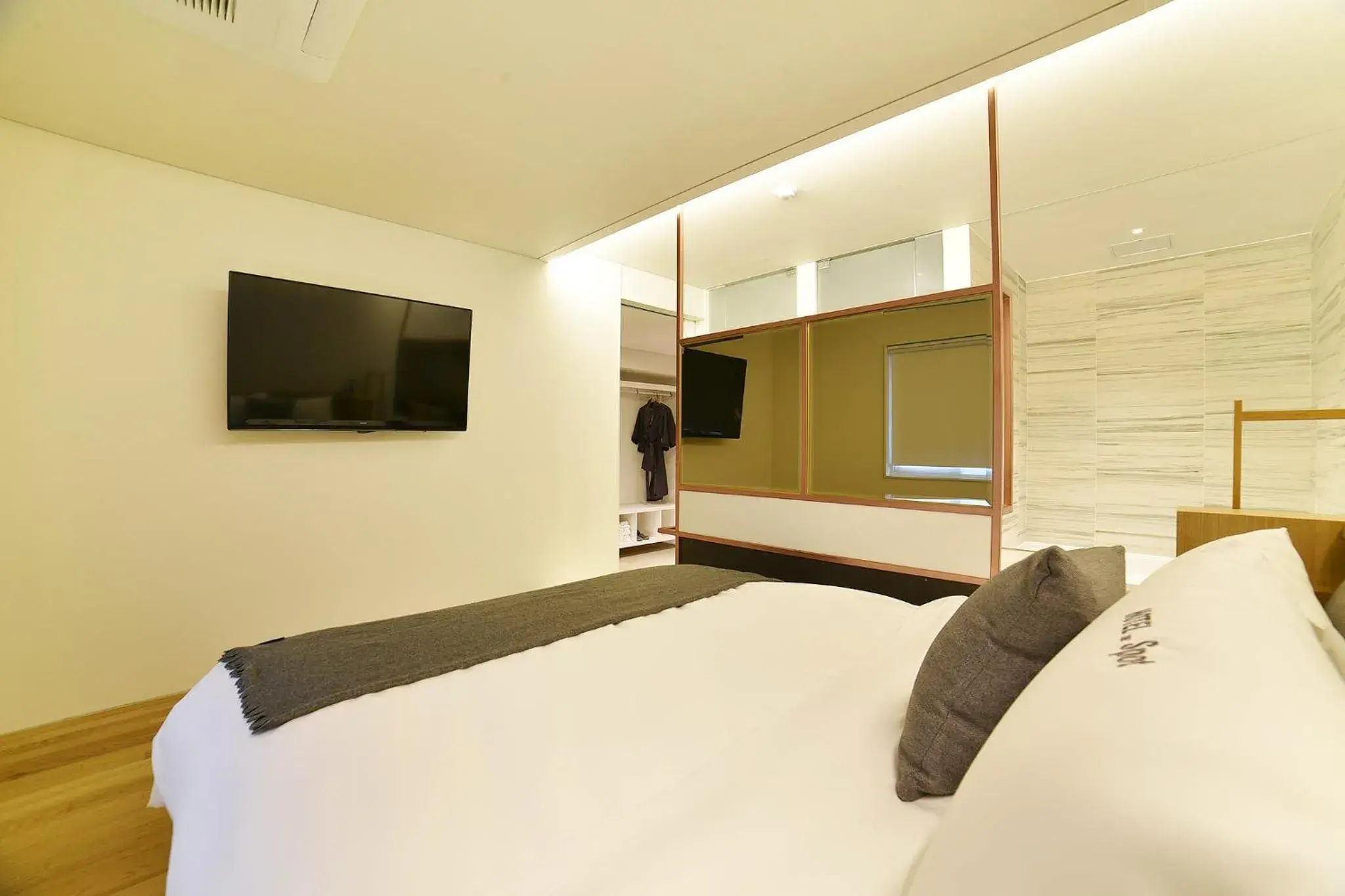 Bedroom, Bed in Gwangju Hotel the spot Bedroom, Bed in Gwangju Hotel the spot