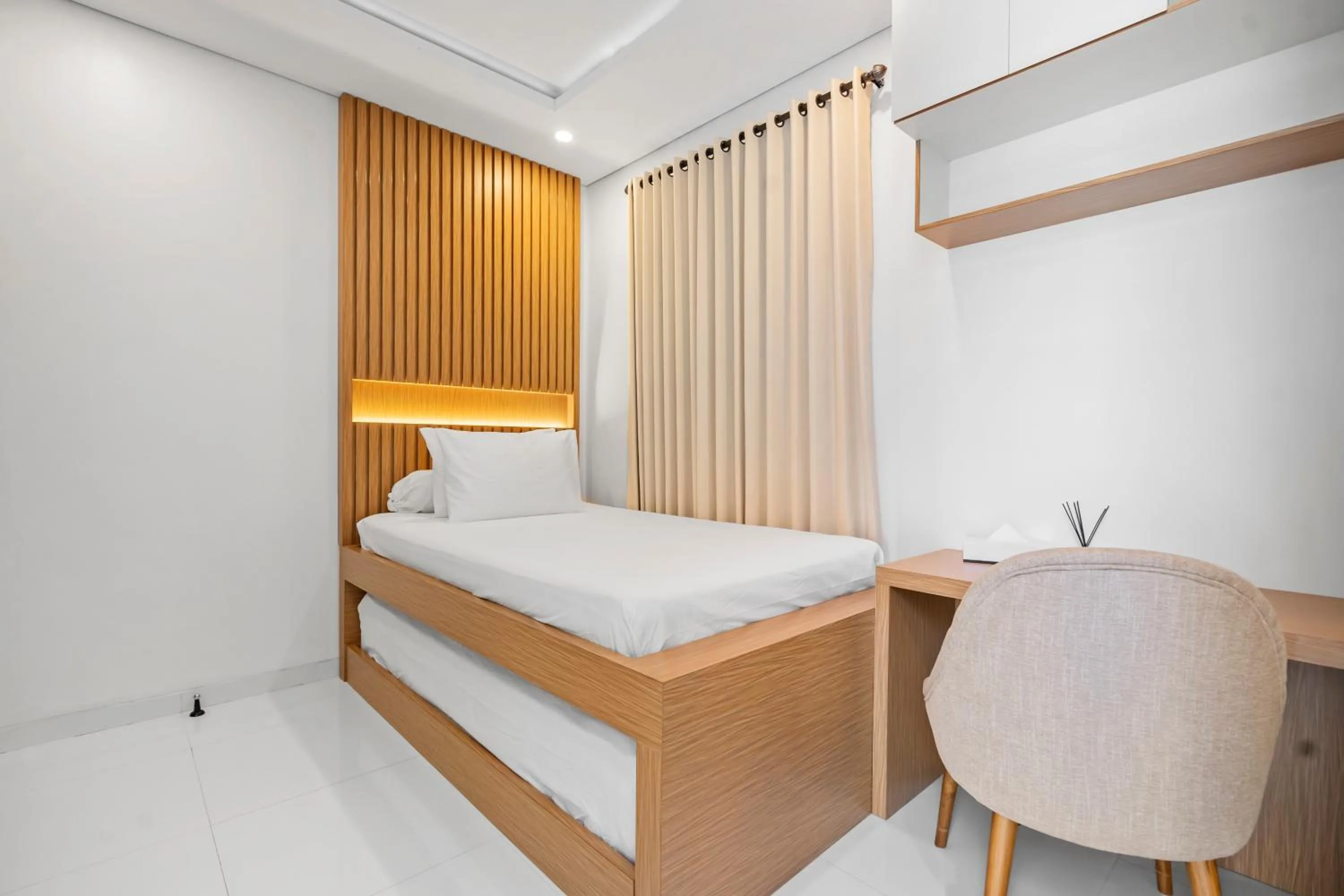 Bed in Asasta Villa by Betterplace