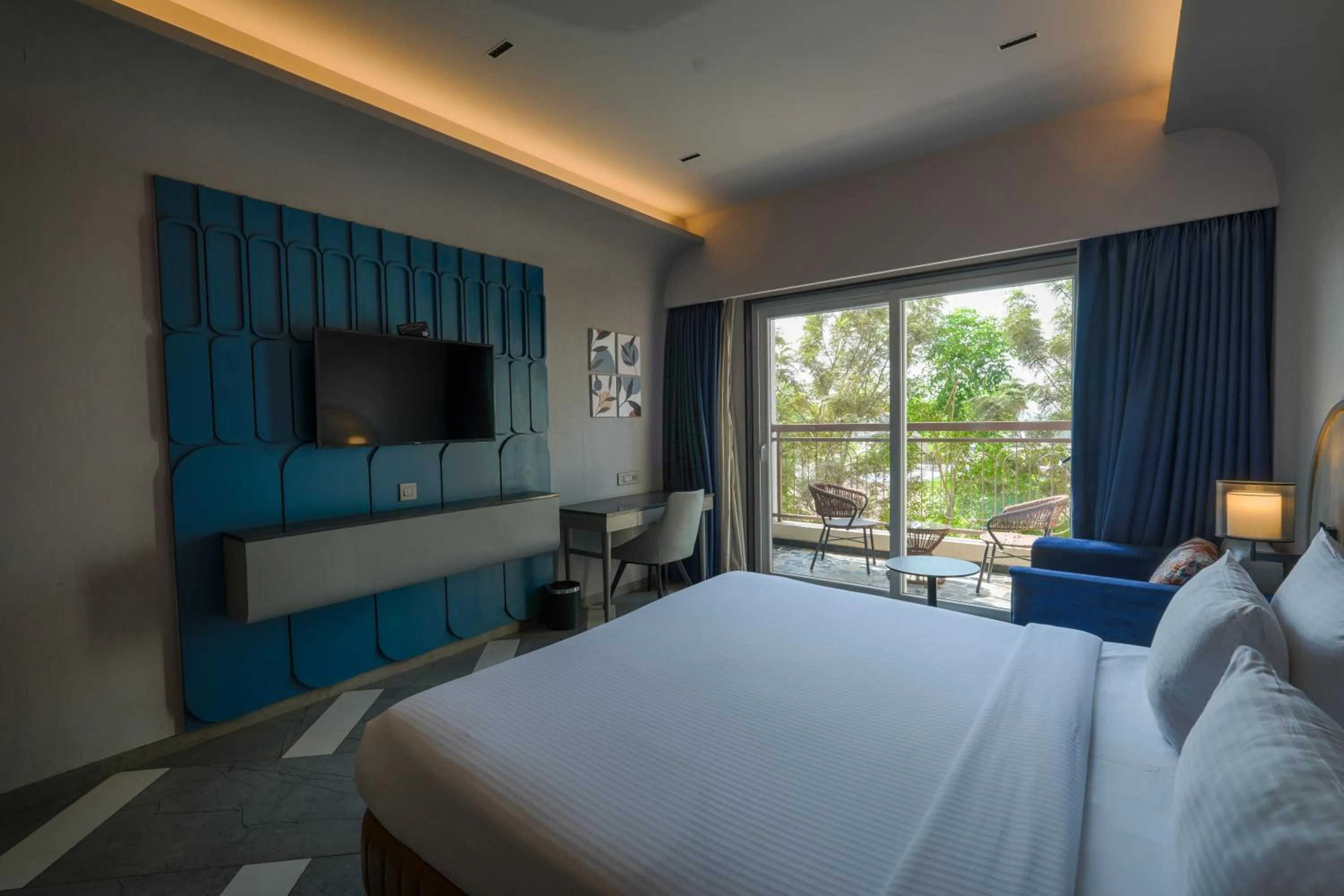 Bed in Palm Springs Resort