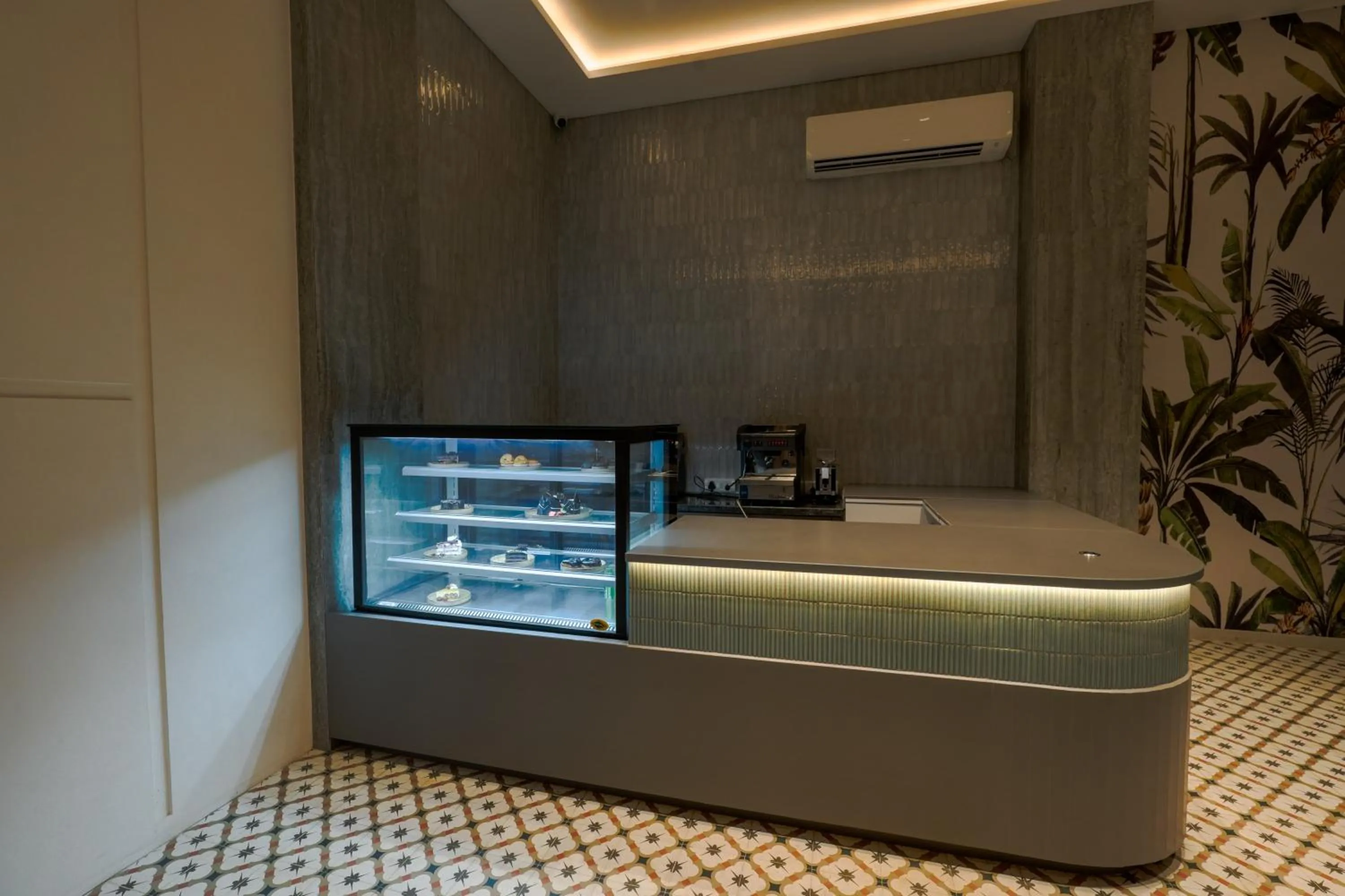 Bed in Palm Springs Resort