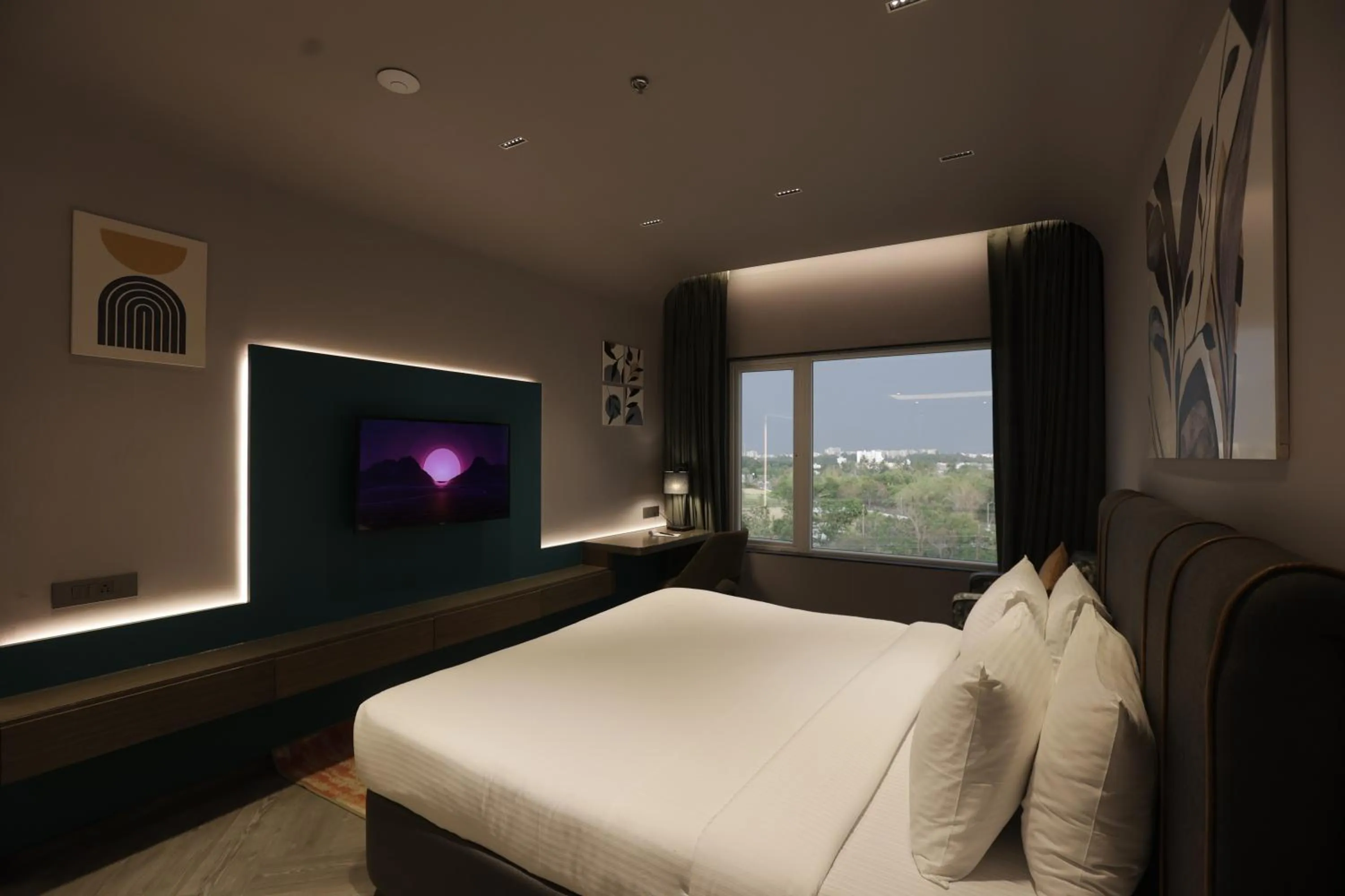 Bed in Palm Springs Resort