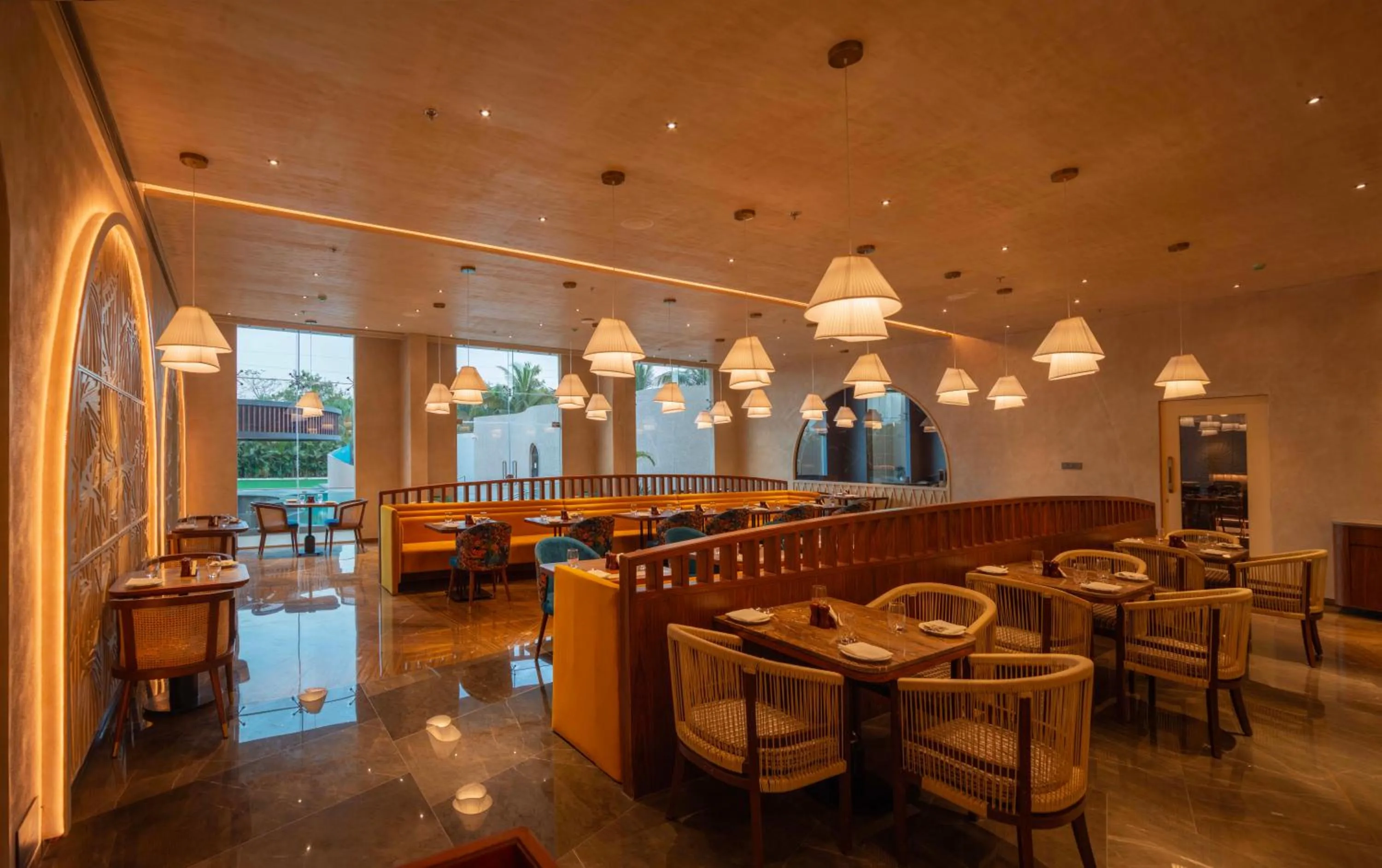 Restaurant/places to eat in Palm Springs Resort