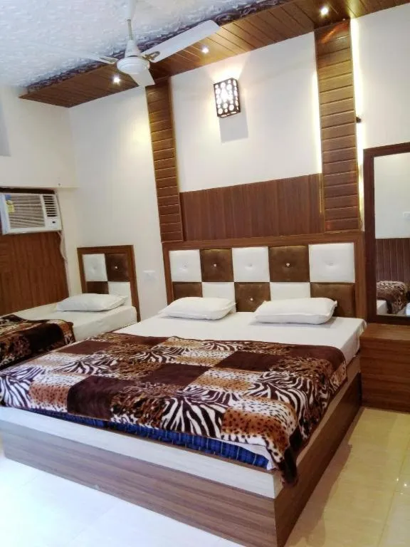 Bedroom in Hotel O Revoli