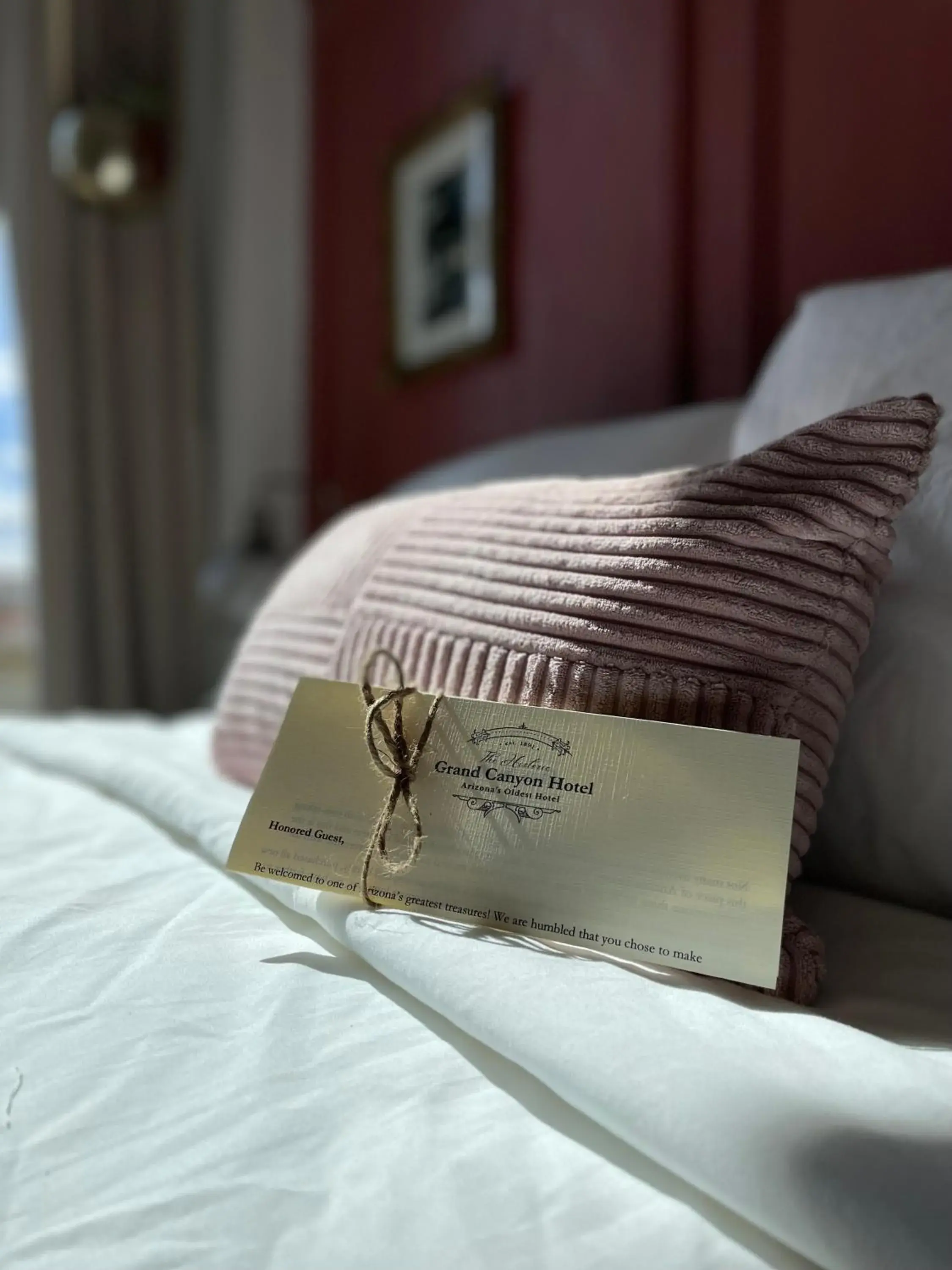 Bed in The Historic Grand Canyon Hotel Bed in The Historic Grand Canyon Hotel