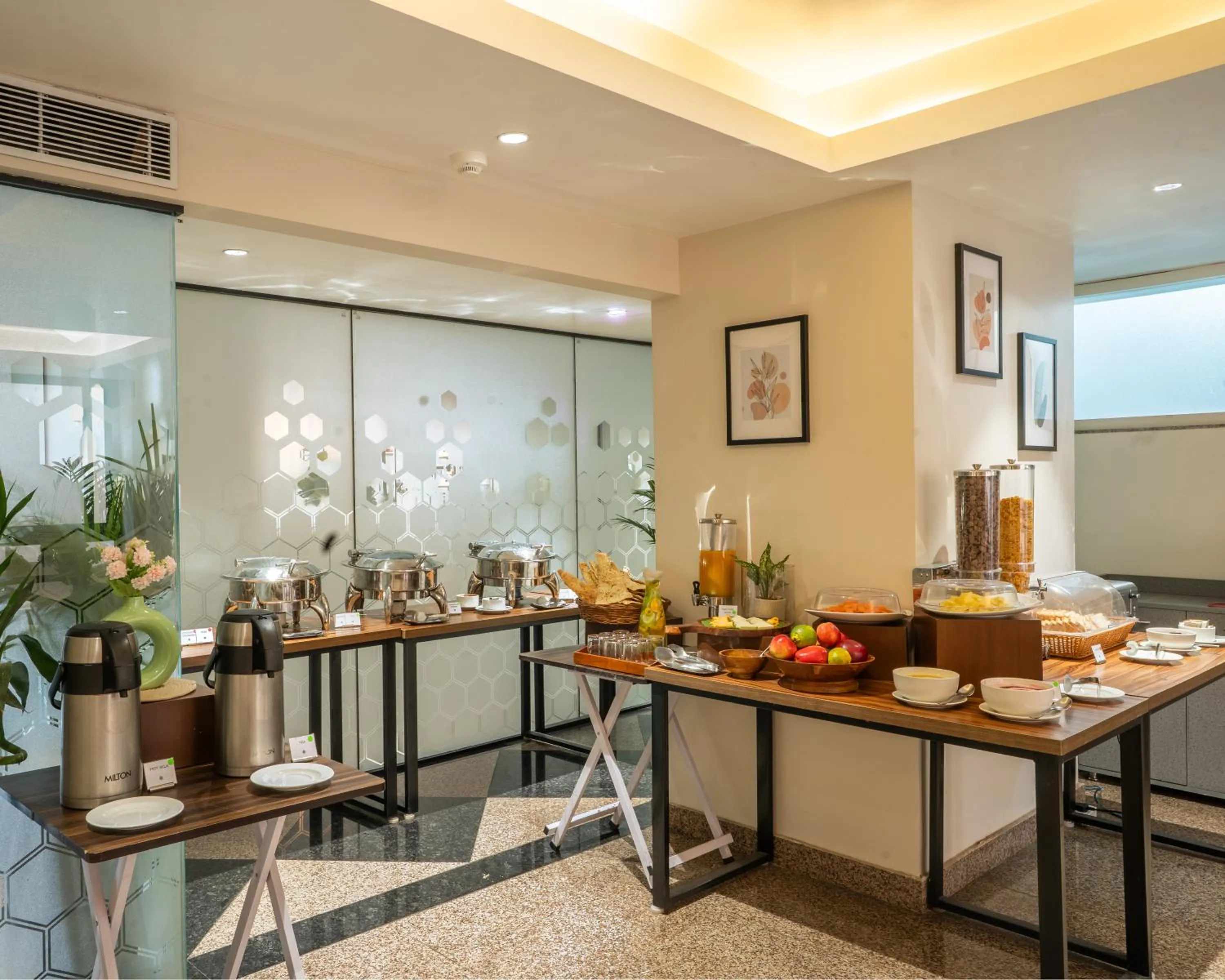 Restaurant/places to eat in Foxtrail, Sector 42 - AM Hotel Kollection