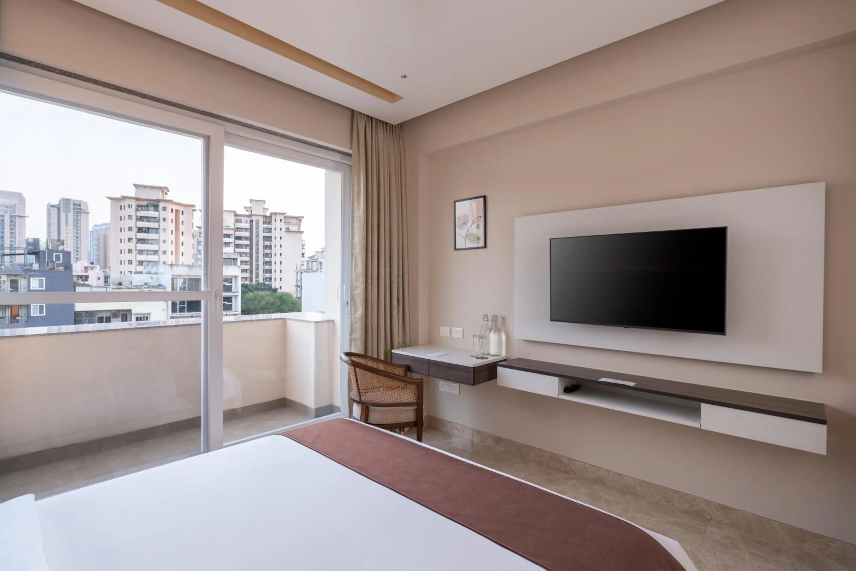 TV and multimedia, Bed in Foxtrail, Sector 42 - AM Hotel Kollection