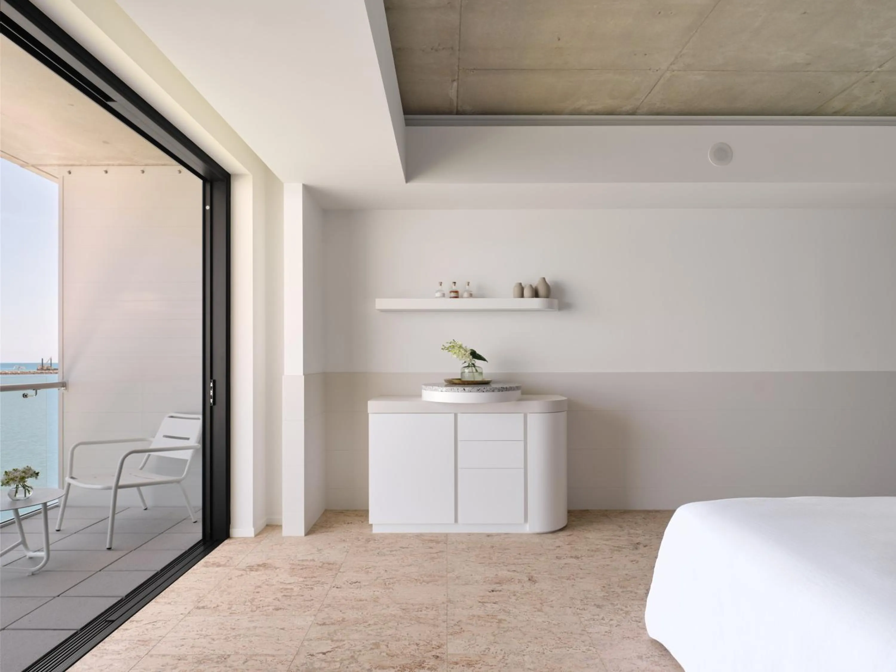 Bedroom, Bed in Ardo