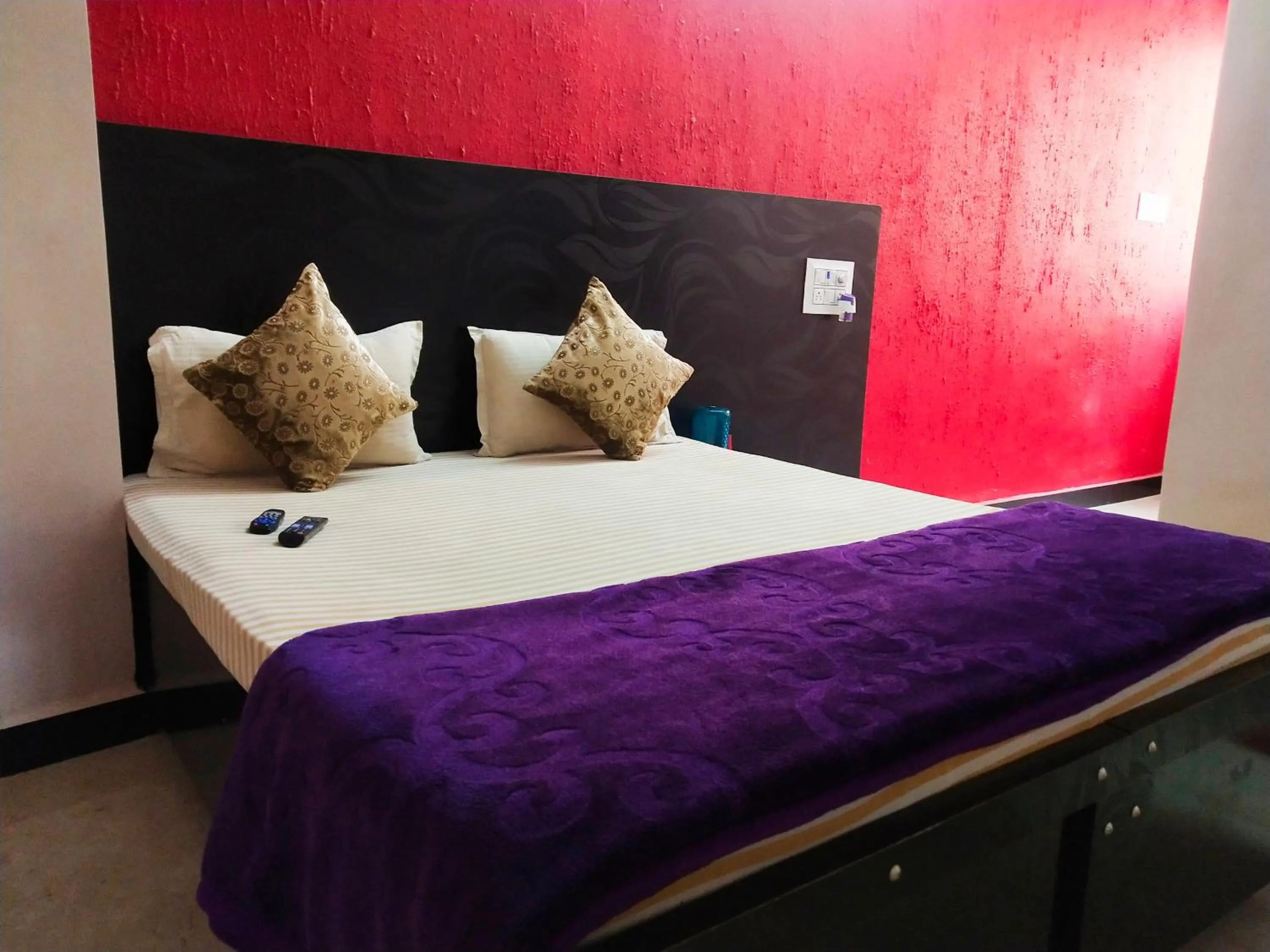 Bed in Shree Ram Nivas