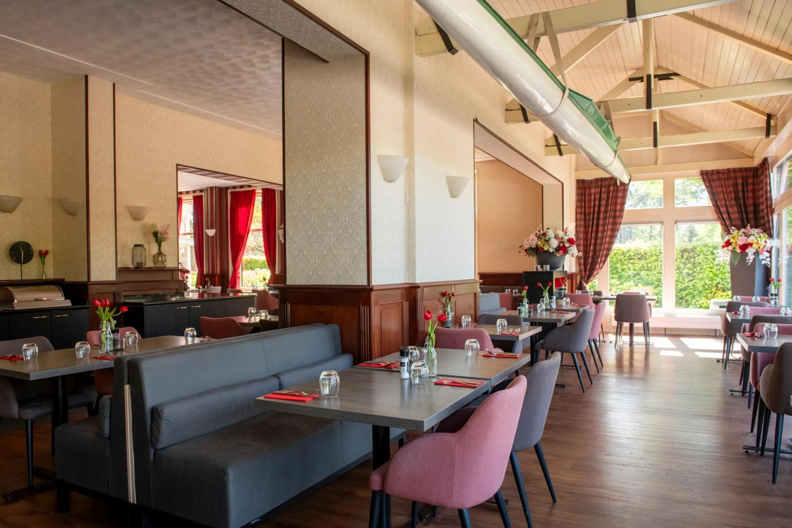 Restaurant/places to eat in Bastion Hotel Apeldoorn Het Loo