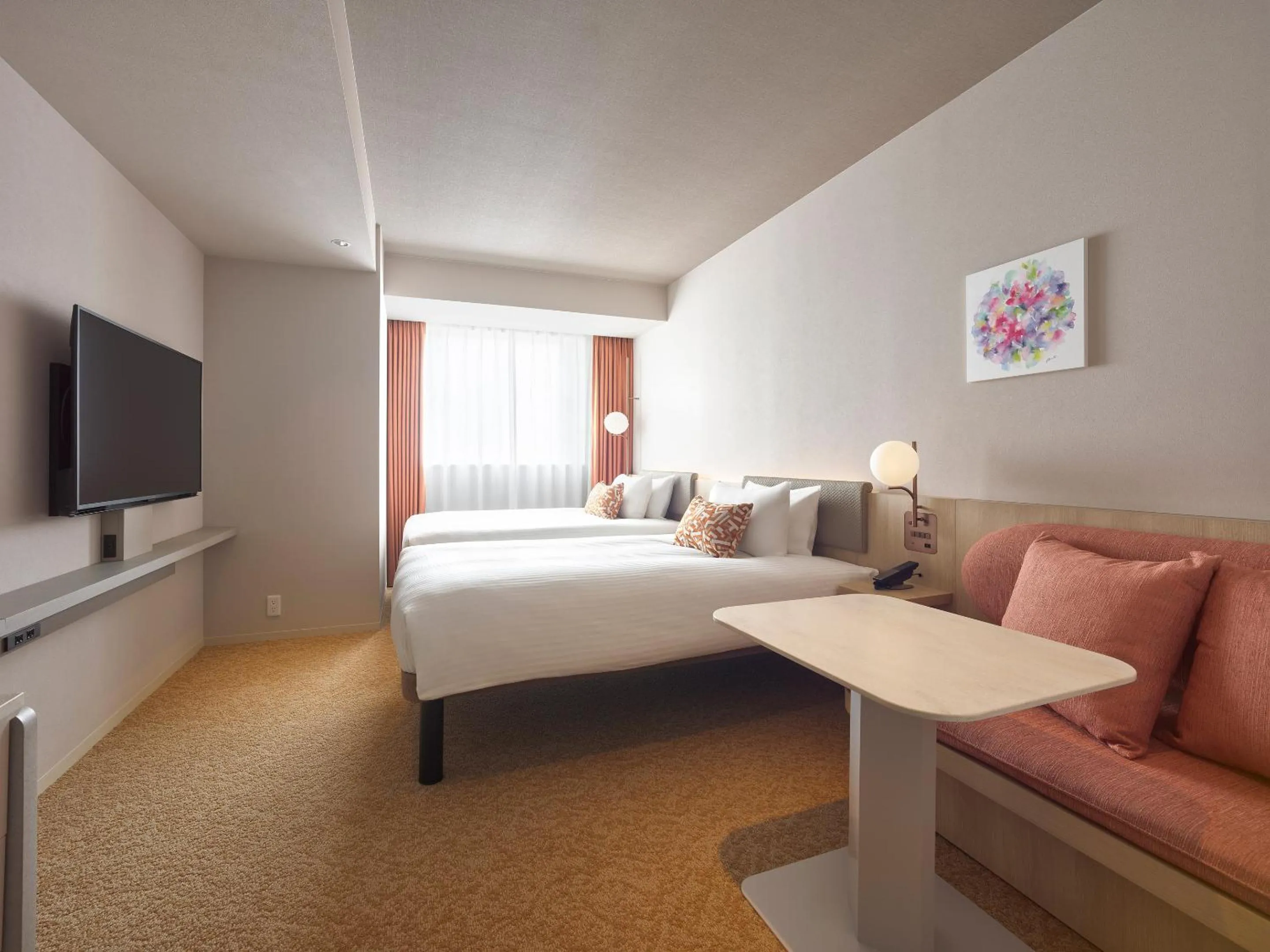 Photo of the whole room, Bed in Mitsui Garden Hotel Ginza Tsukiji