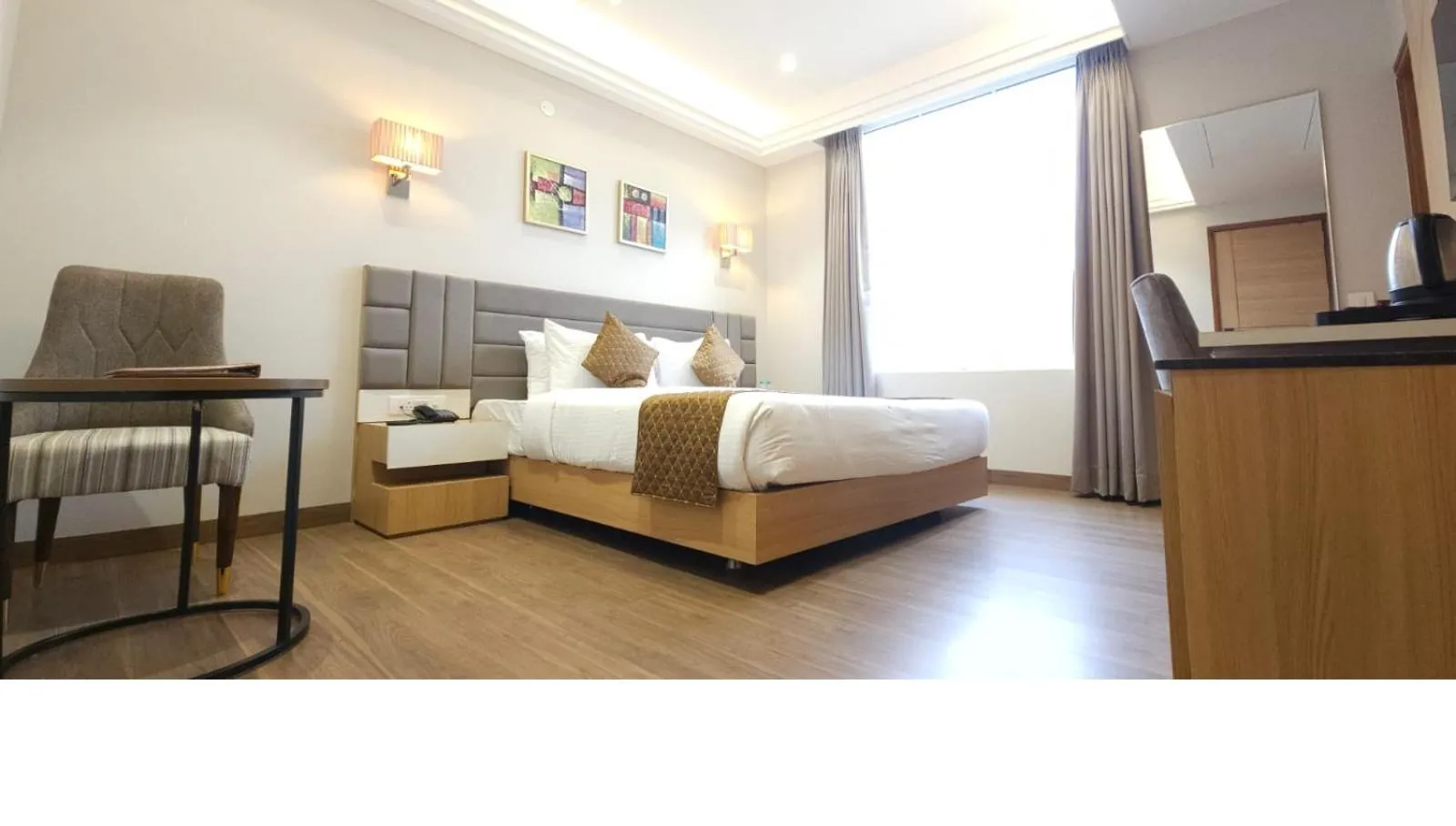 View (from property/room), Bed in Hotel Alwar Royals