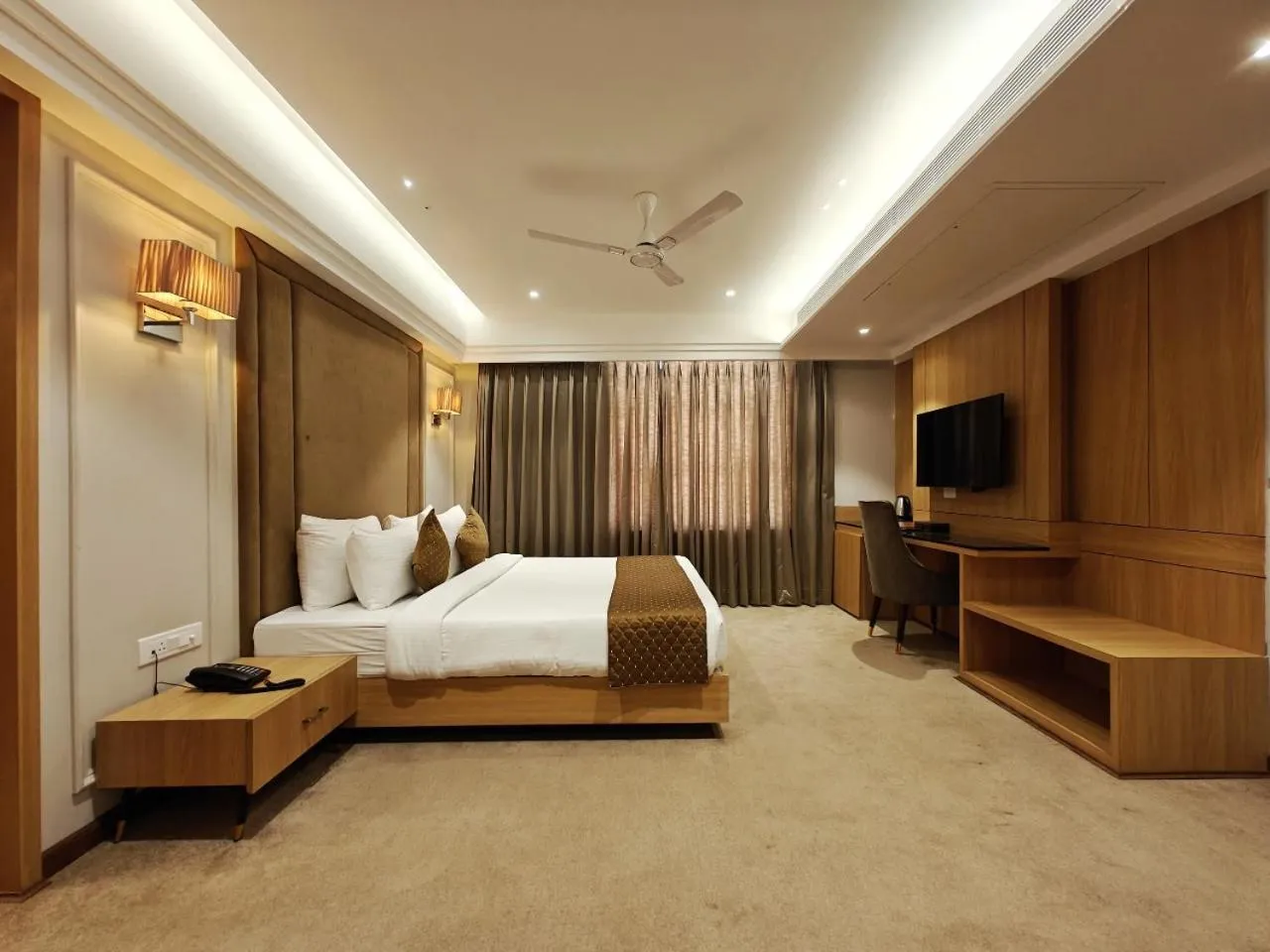 Bed in Hotel Alwar Royals