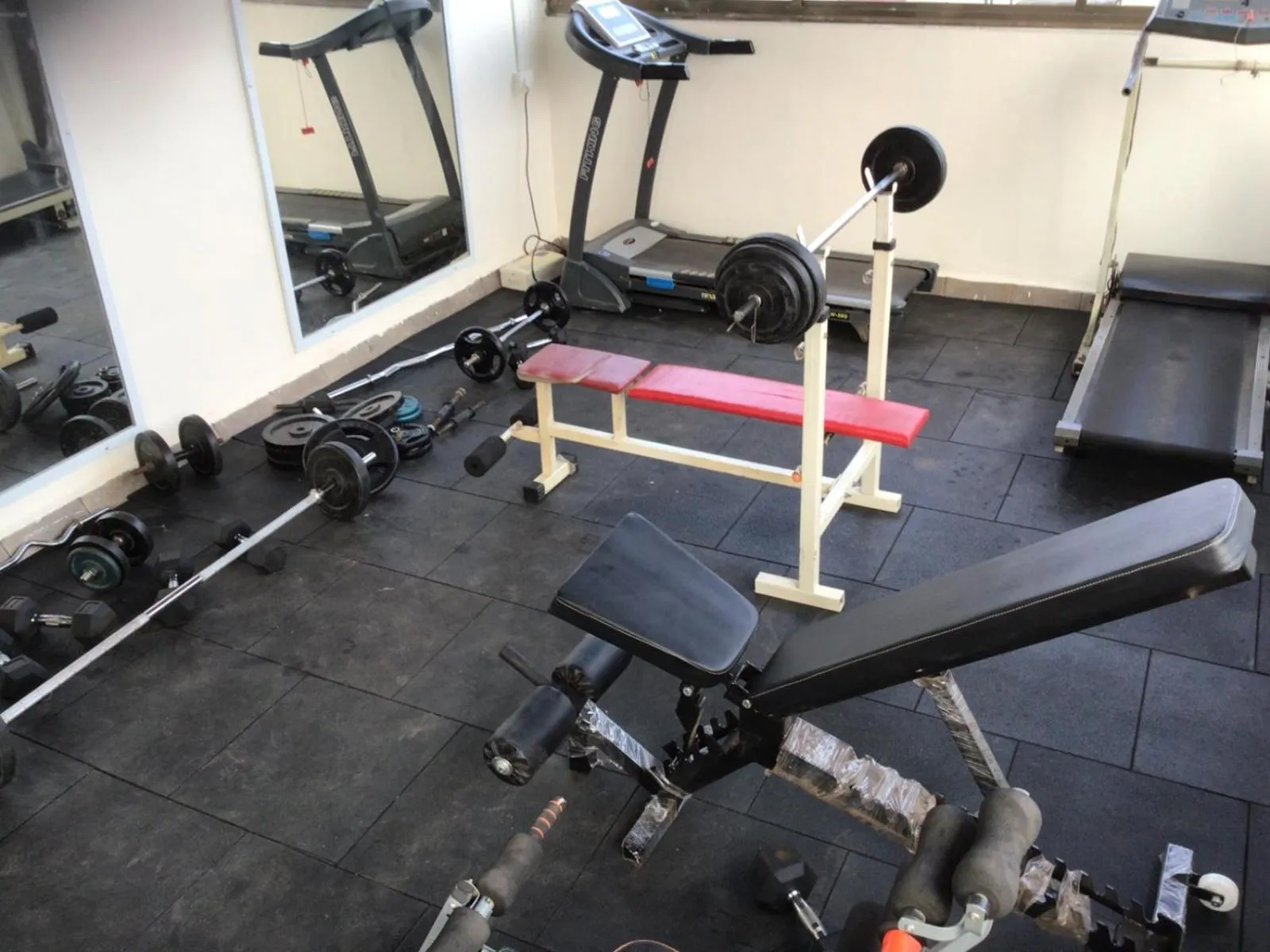 Fitness centre/facilities in IVY Studio