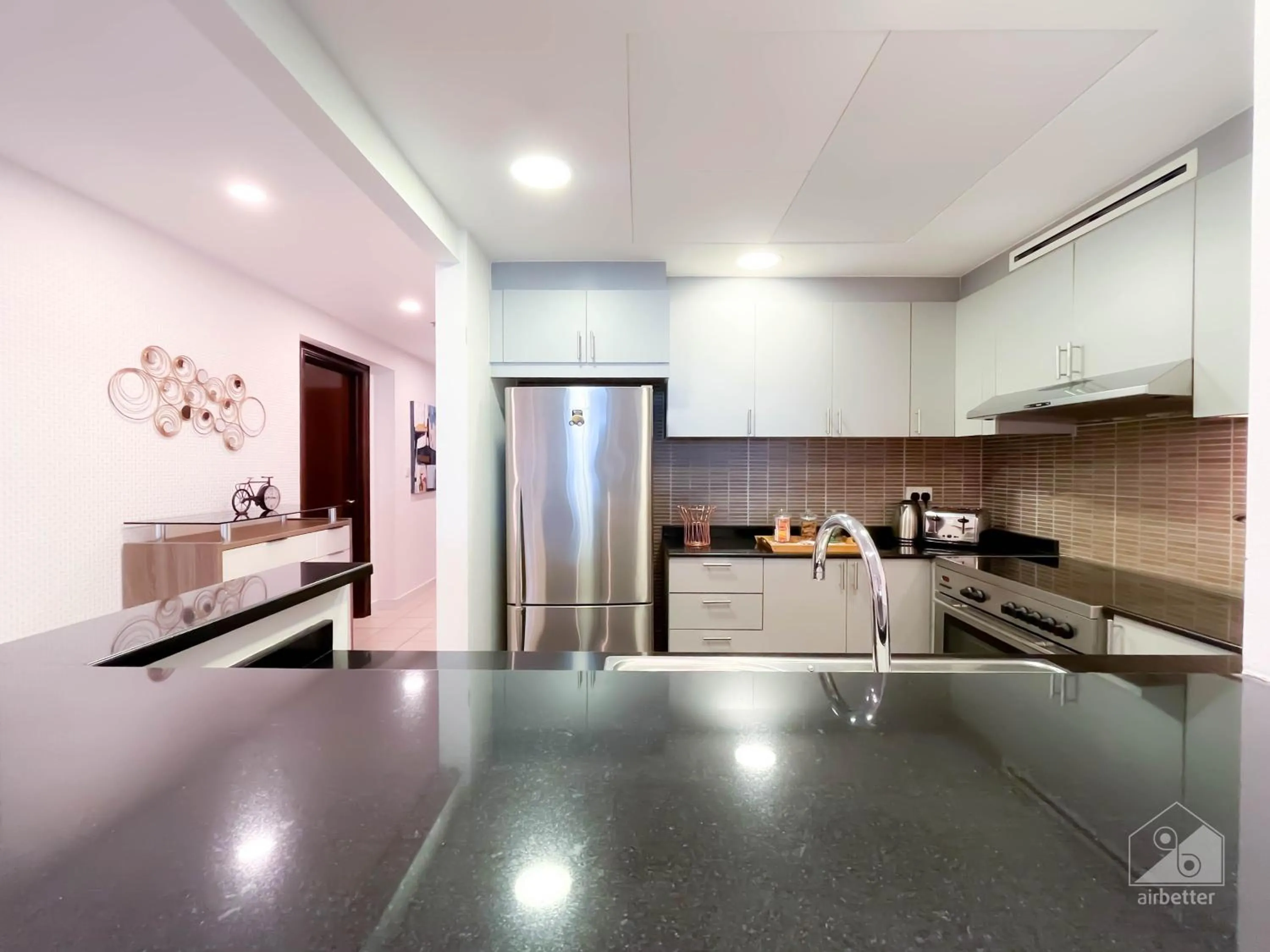 Kitchen or kitchenette in New! Ultimate Luxury 2Bedroom In Dubai Marina