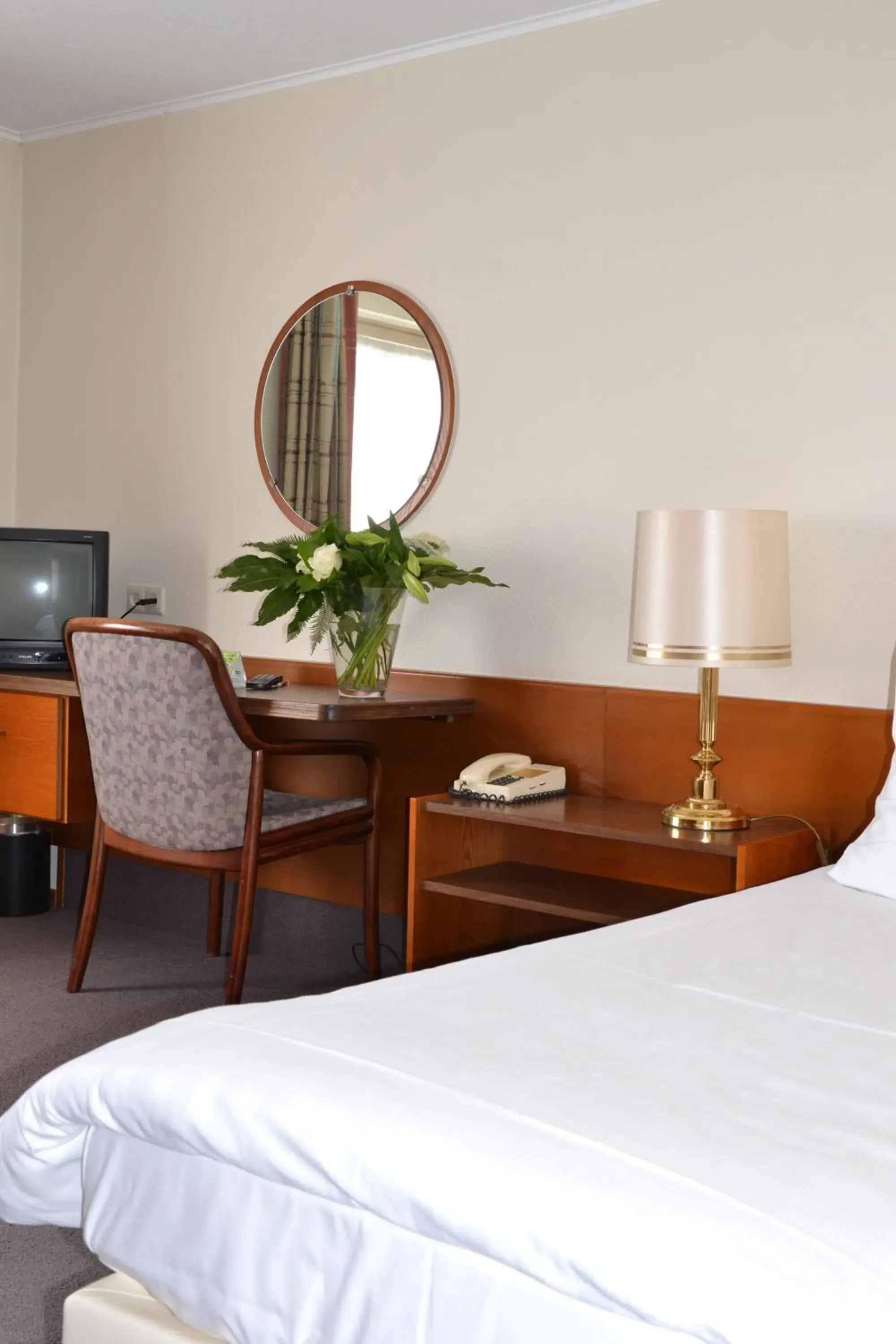 Photo of the whole room, Bed in Fletcher Hotel De Zalm Photo of the whole room, Bed in Fletcher Hotel De Zalm