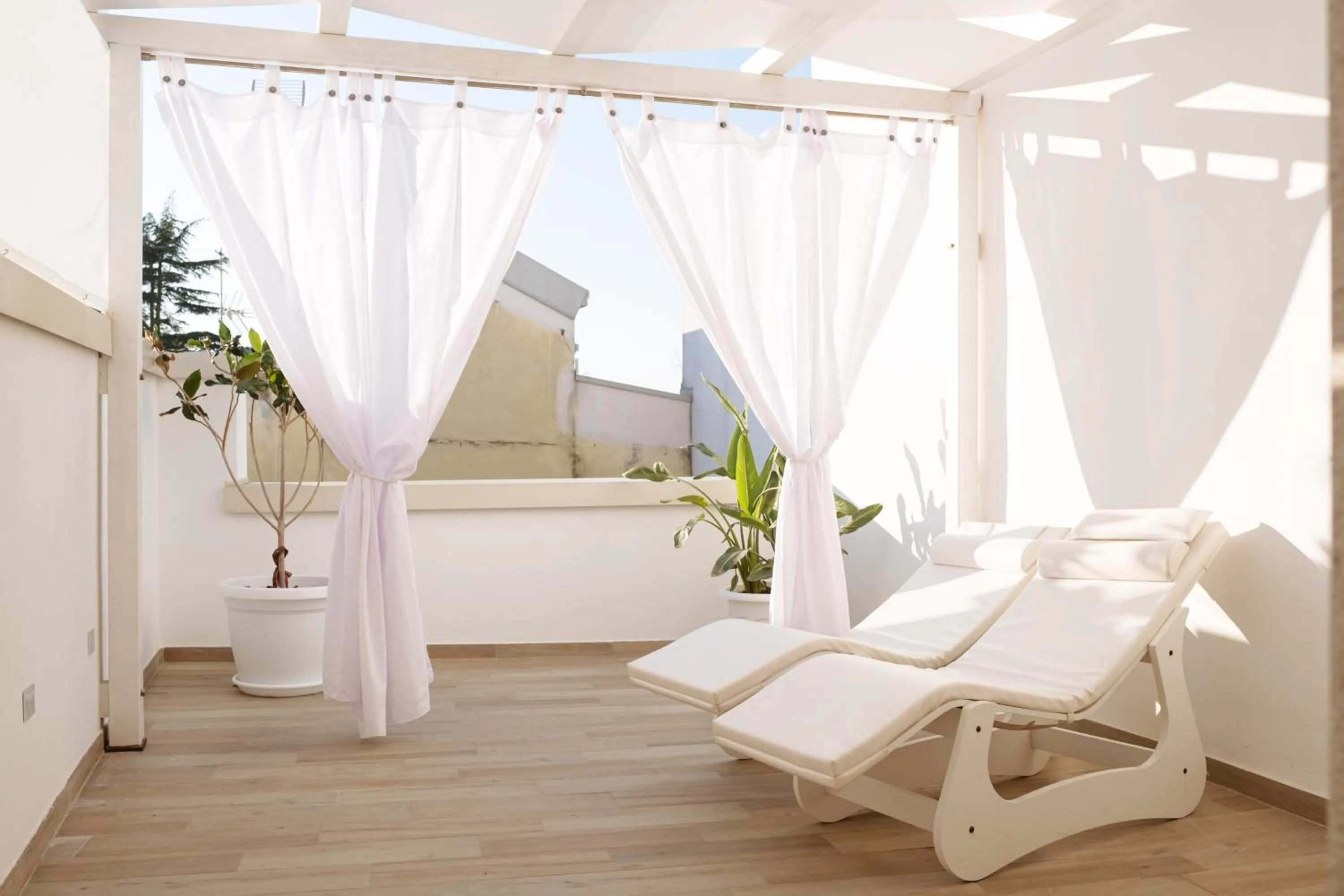 Patio in ALBERGO DIFFUSO Dimora Rossi Charme B&B