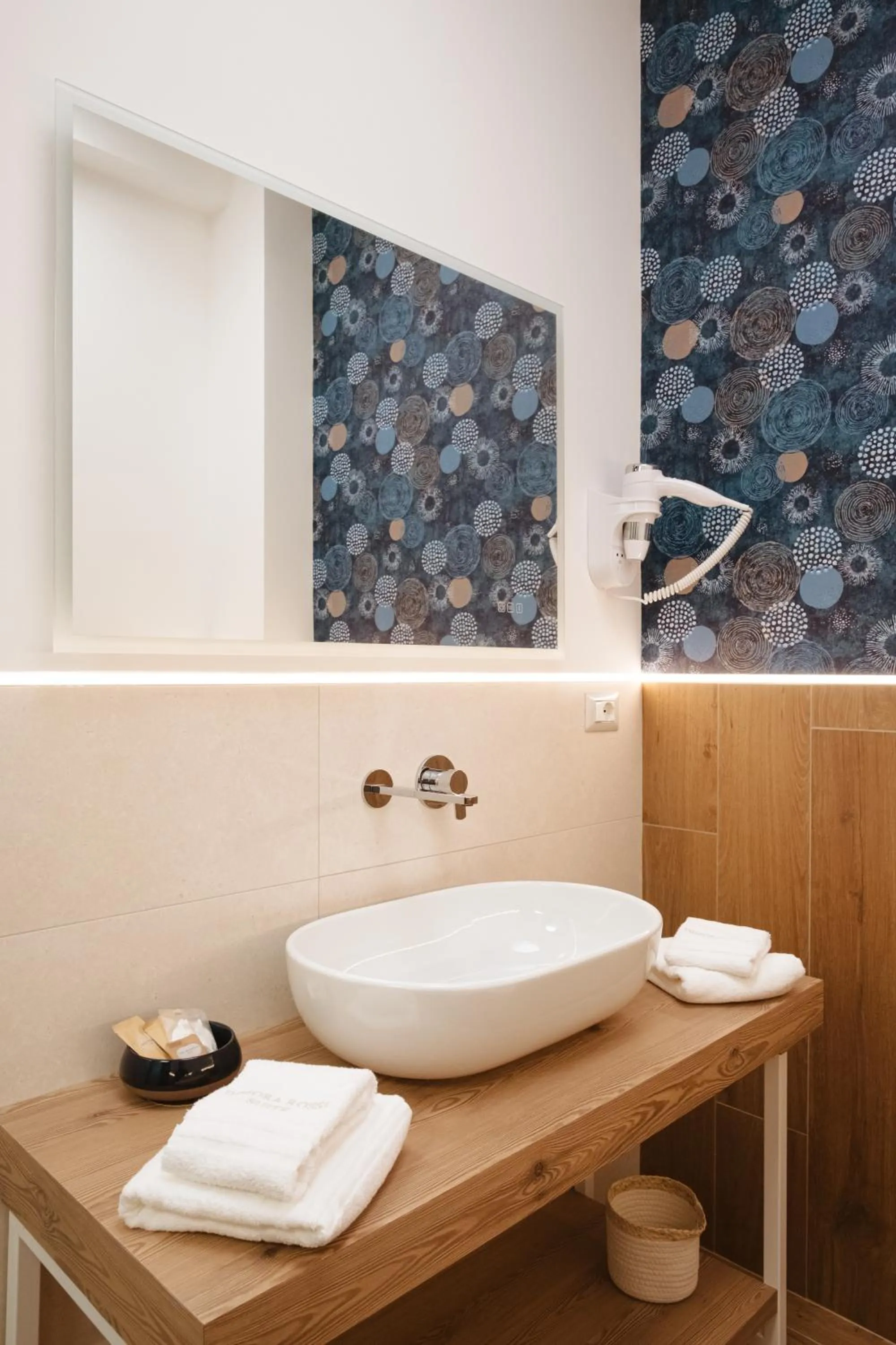 Bathroom in ALBERGO DIFFUSO Dimora Rossi Charme B&B