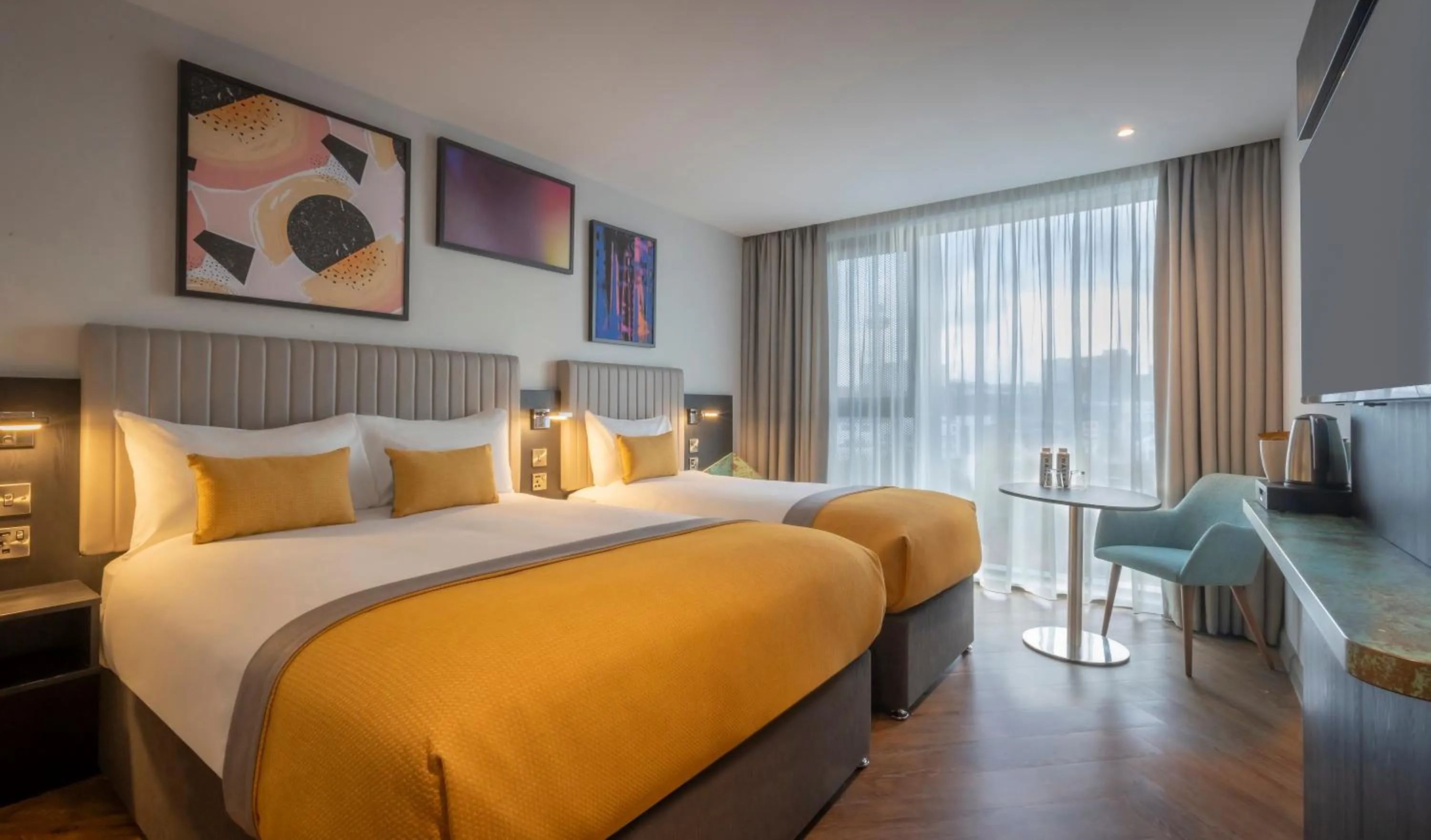 Bed in Maldron Hotel Liverpool City Centre