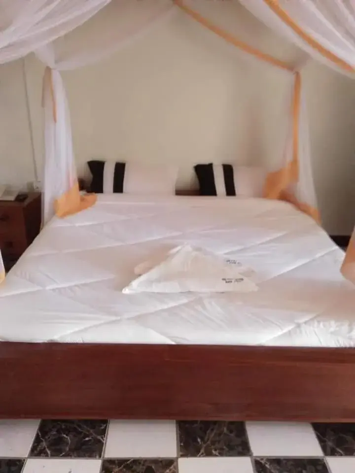 Single Room - single occupancy in Newstead hotel naivasha Single Room - single occupancy in Newstead hotel naivasha