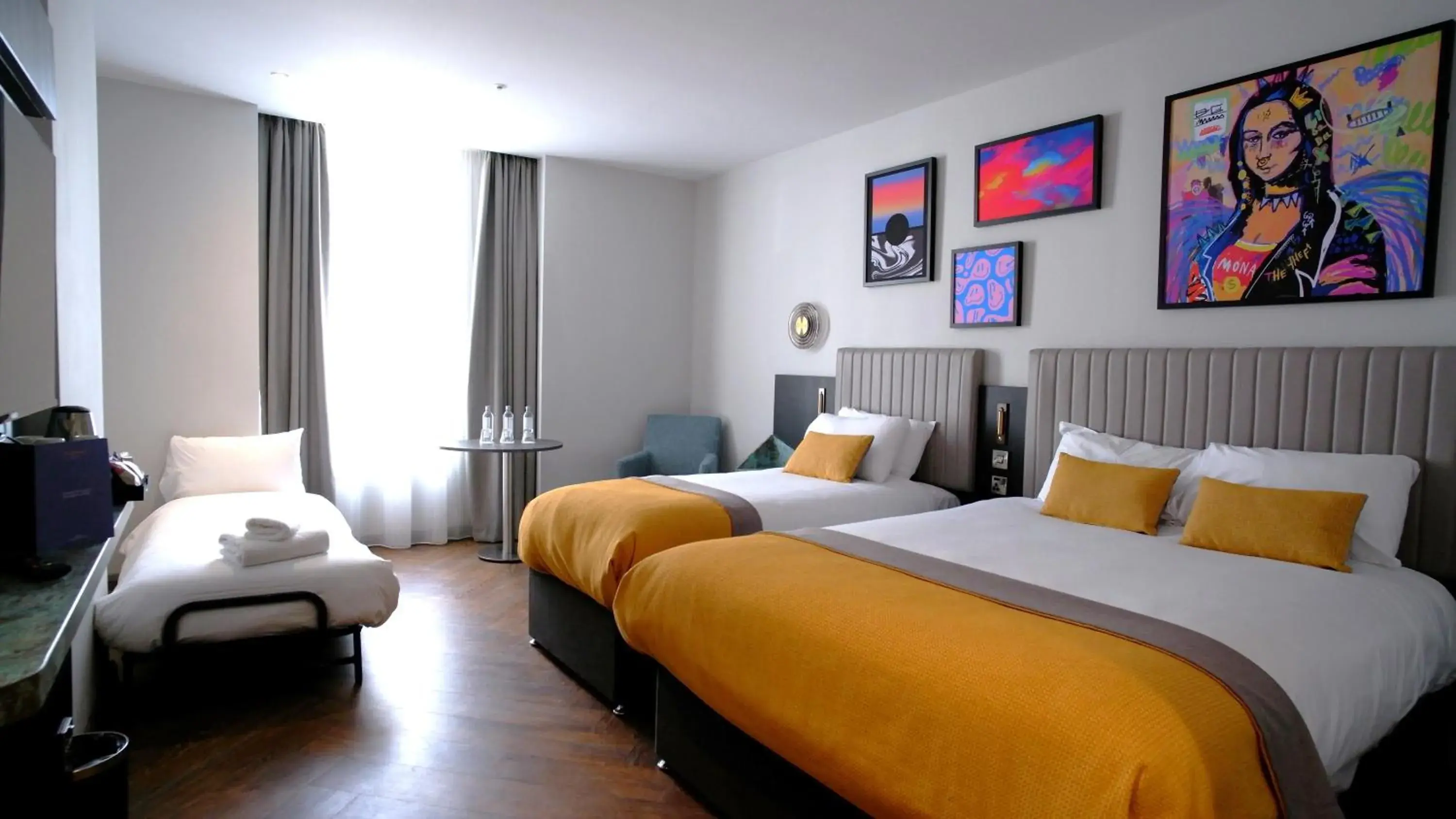 Bedroom, Bed in Maldron Hotel Brighton City Centre Bedroom, Bed in Maldron Hotel Brighton City Centre