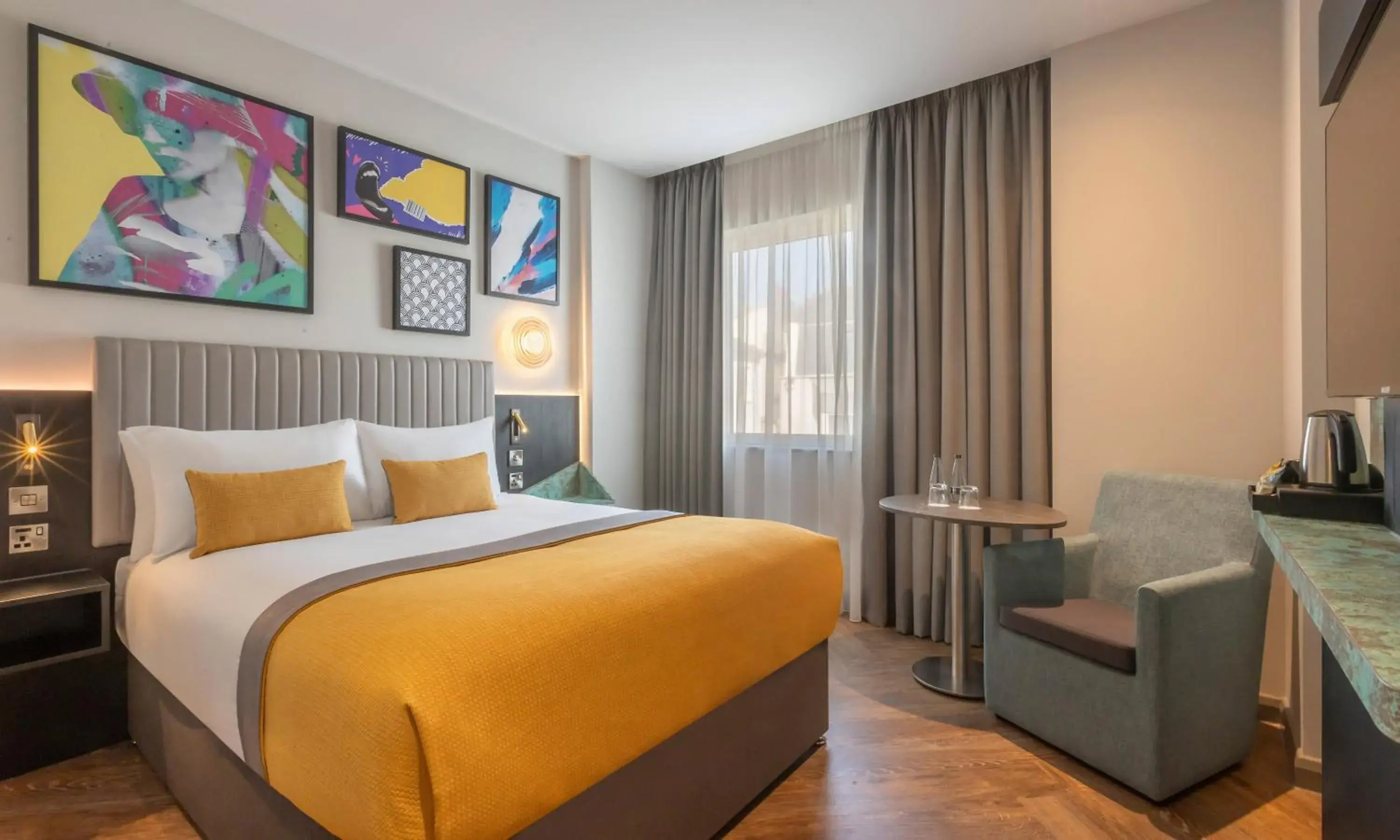 Bed in Maldron Hotel Brighton City Centre Bed in Maldron Hotel Brighton City Centre