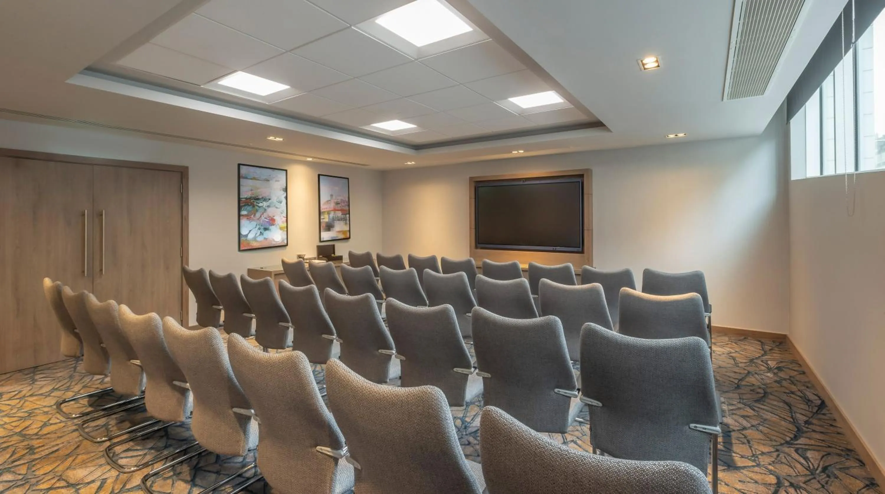 Meeting/conference room in Maldron Hotel Brighton City Centre