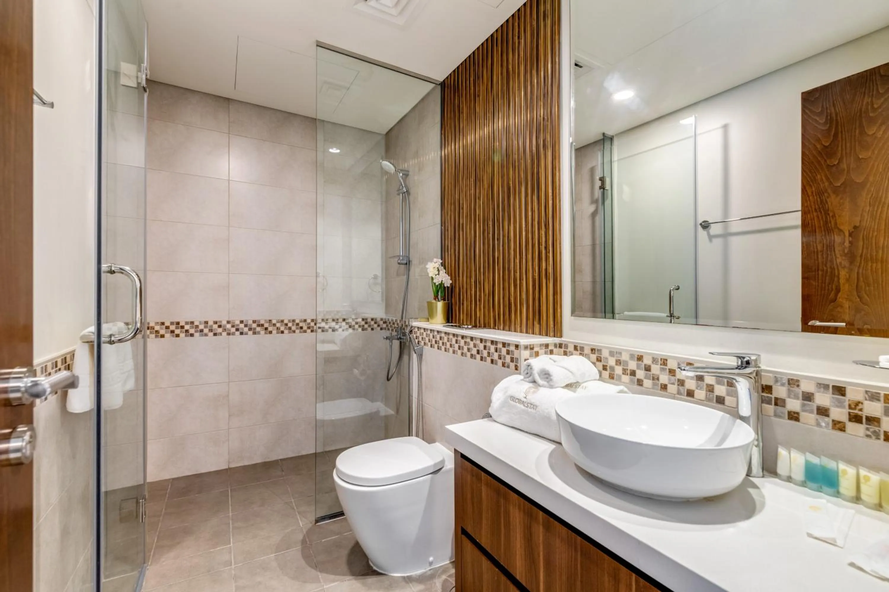 Shower in GLOBALSTAY. Luxury Apartments Near The Dubai Canal