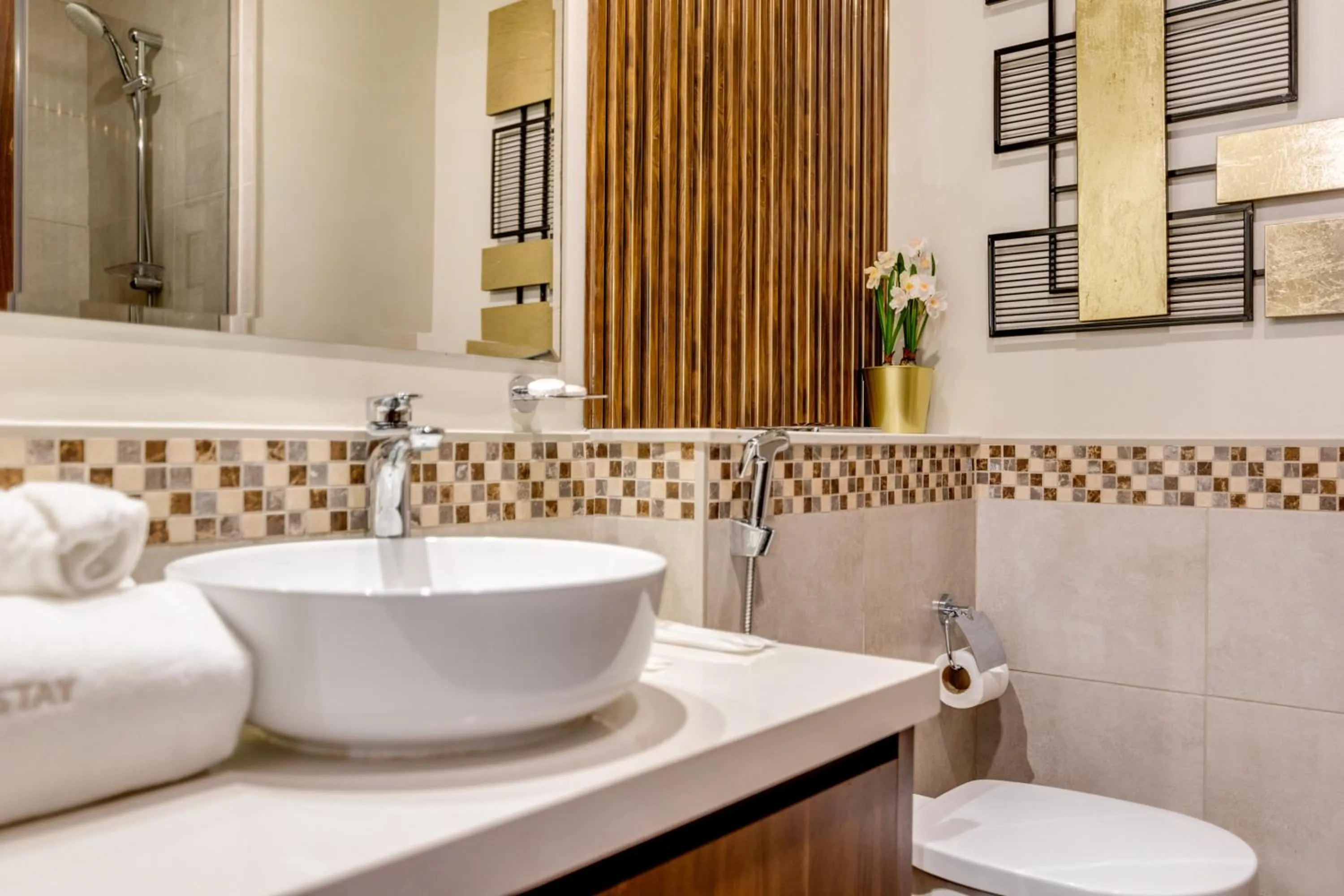 Shower in GLOBALSTAY. Luxury Apartments Near The Dubai Canal