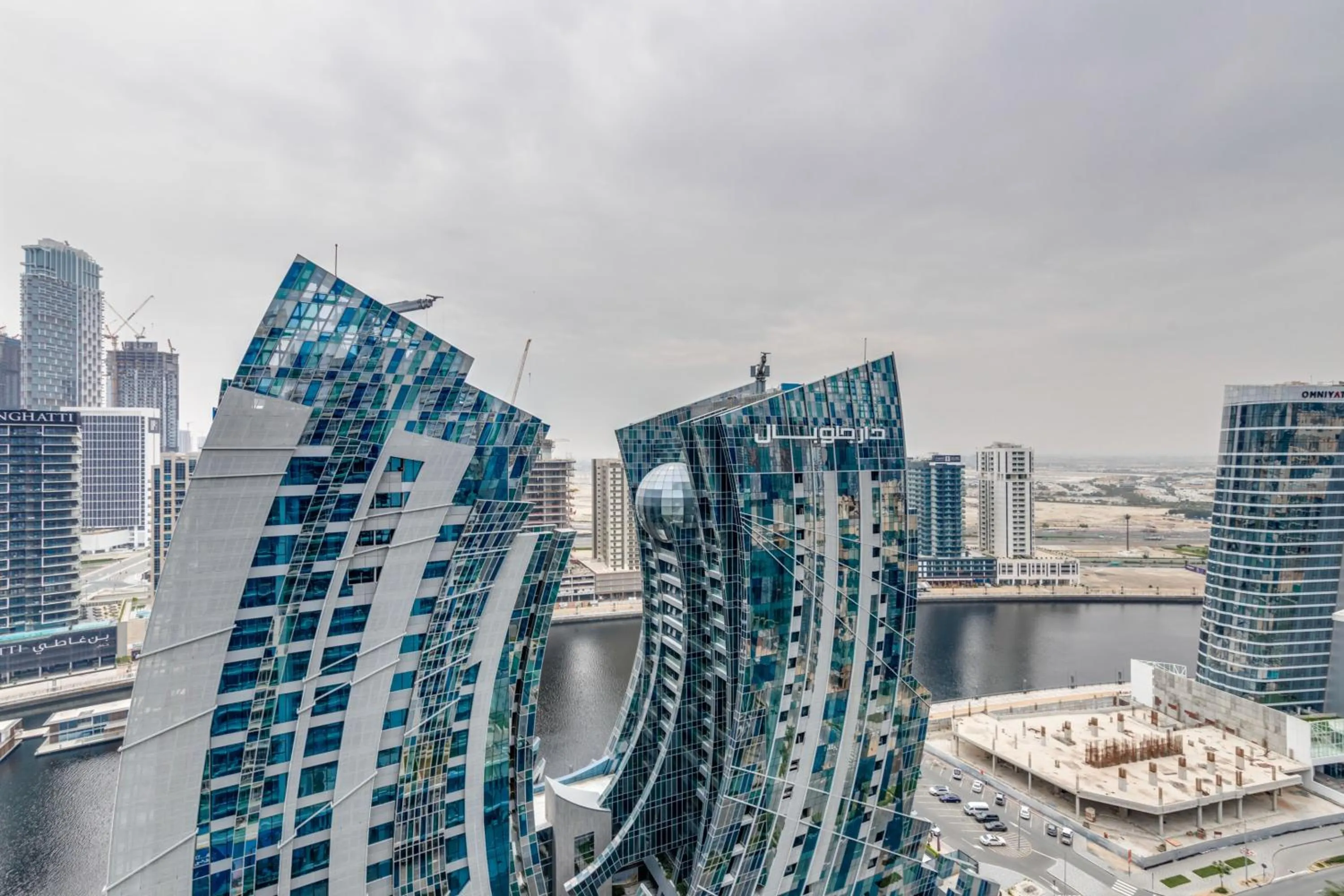 Bird's eye view in GLOBALSTAY. Luxury Apartments Near The Dubai Canal