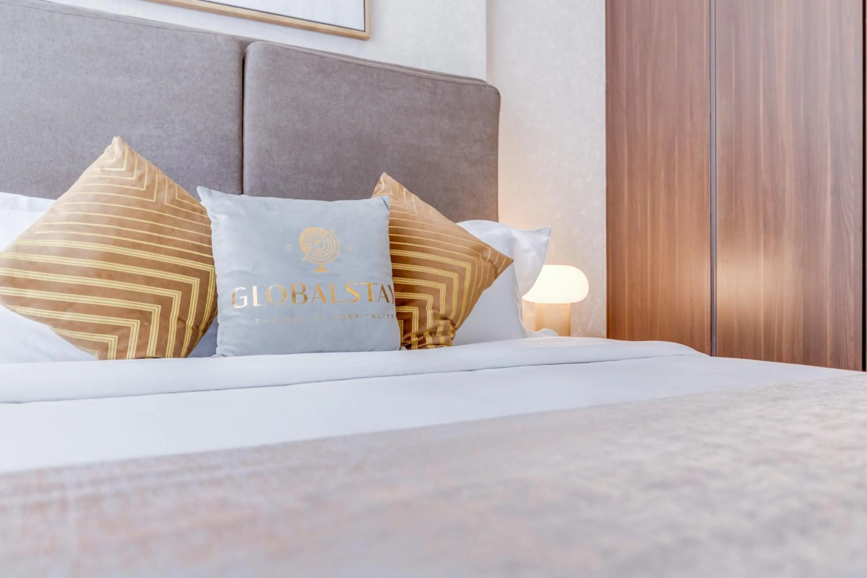 Bed in GLOBALSTAY. Luxury Apartments Near The Dubai Canal