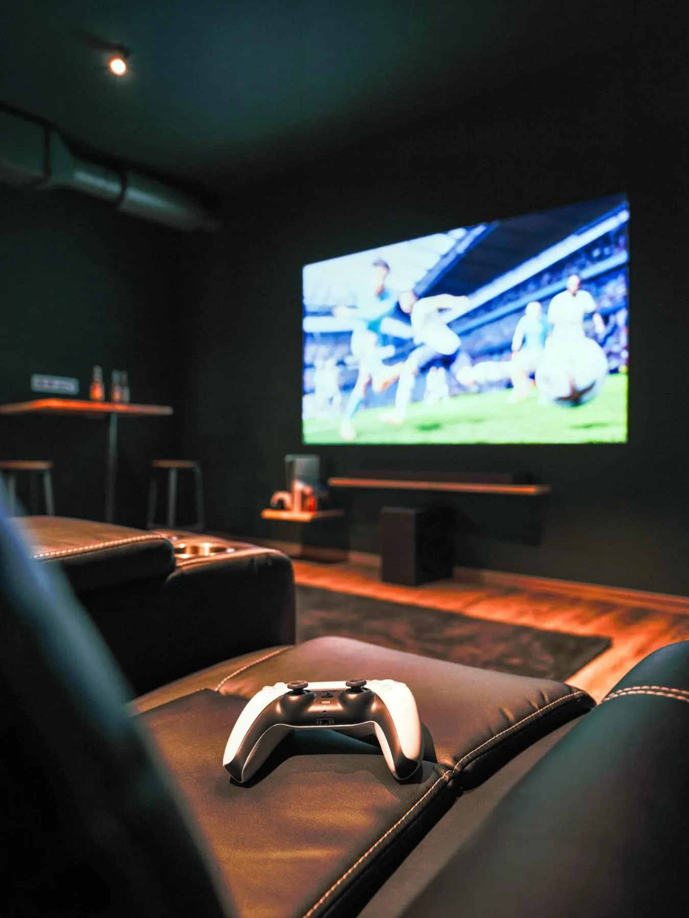 Communal lounge/ TV room in Hannover - PHIL & MAX Hotels und Apartments Messe