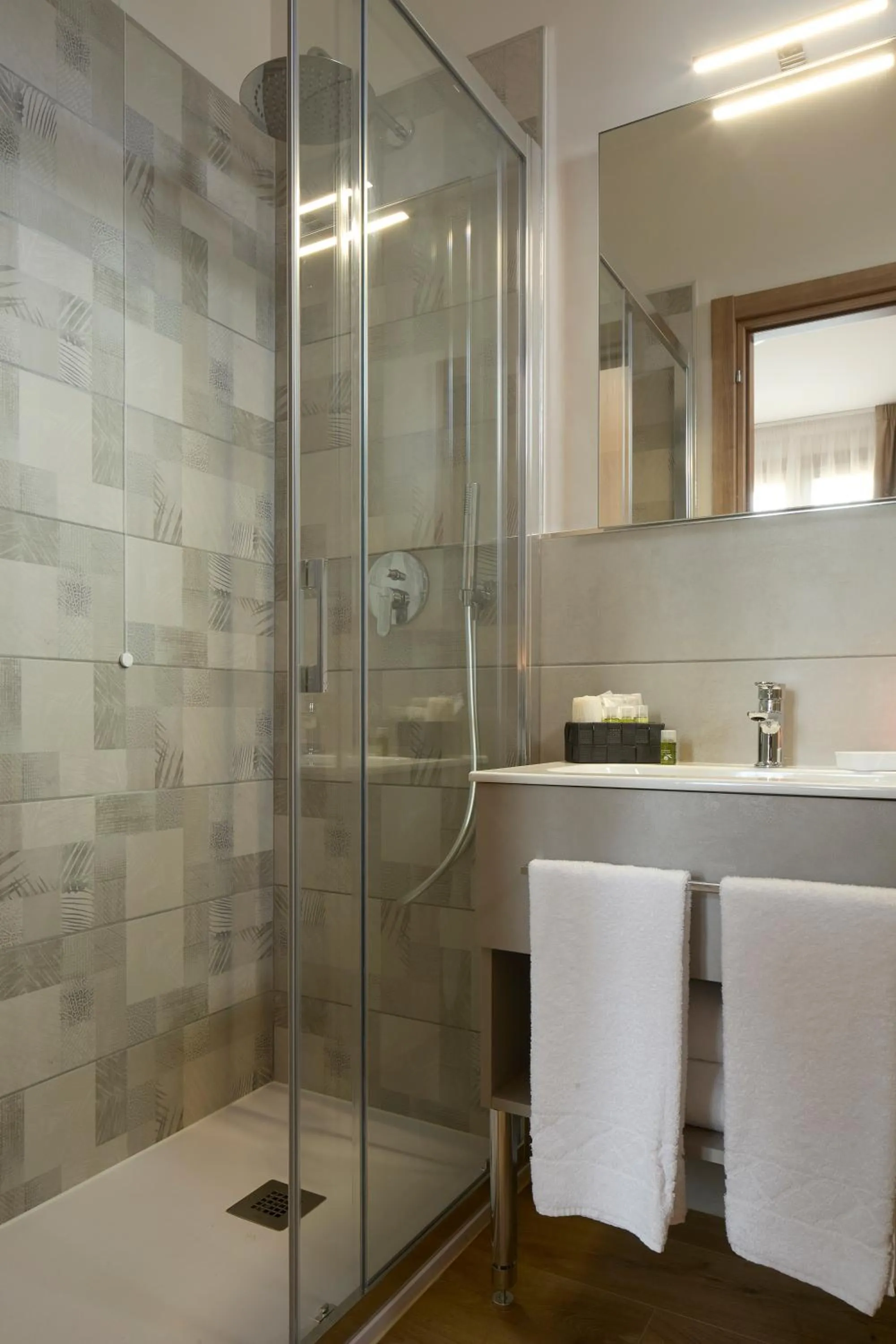 Shower in Luci di Assisi B&B Wellness