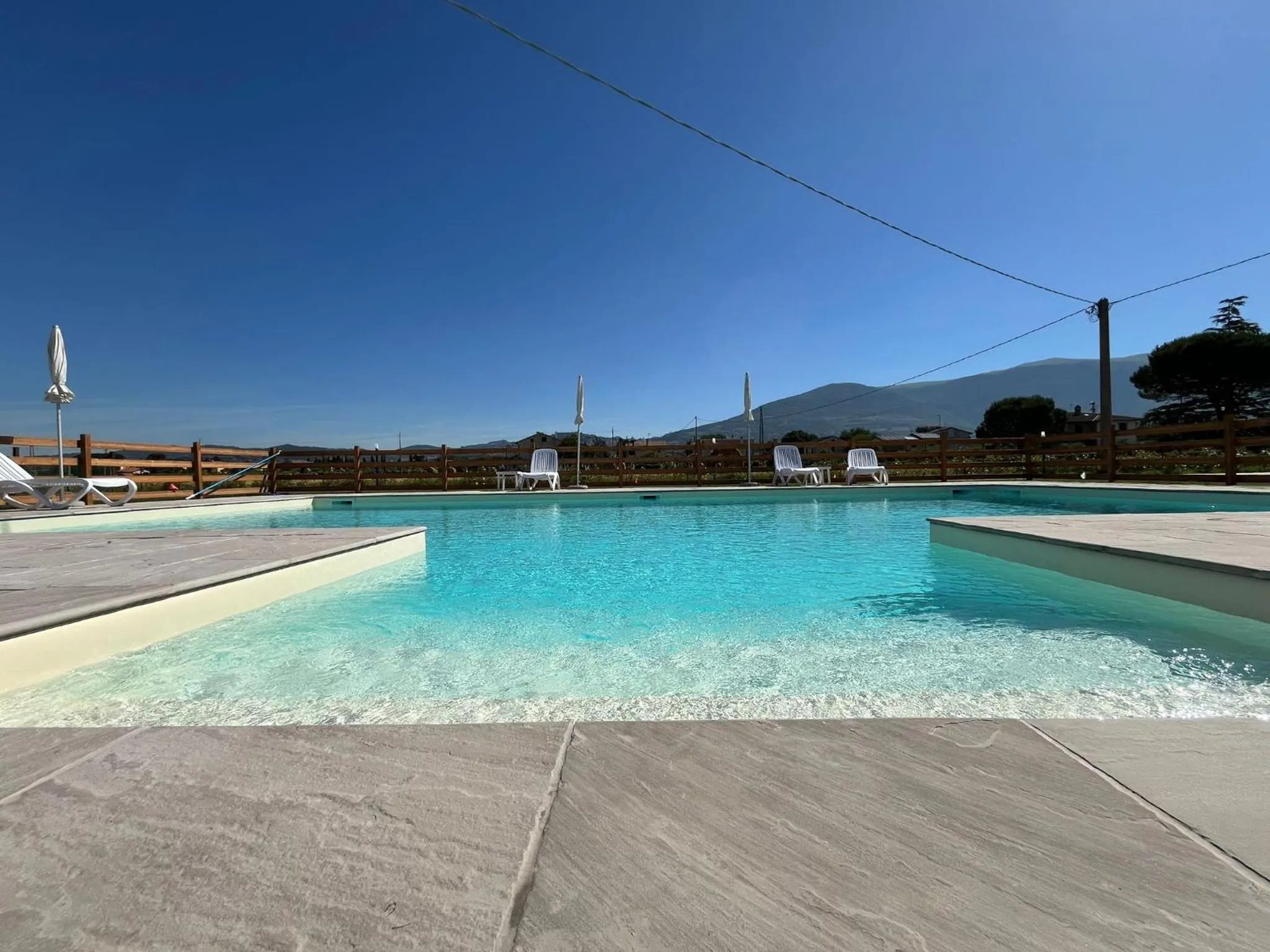 Swimming pool in Luci di Assisi B&B Wellness
