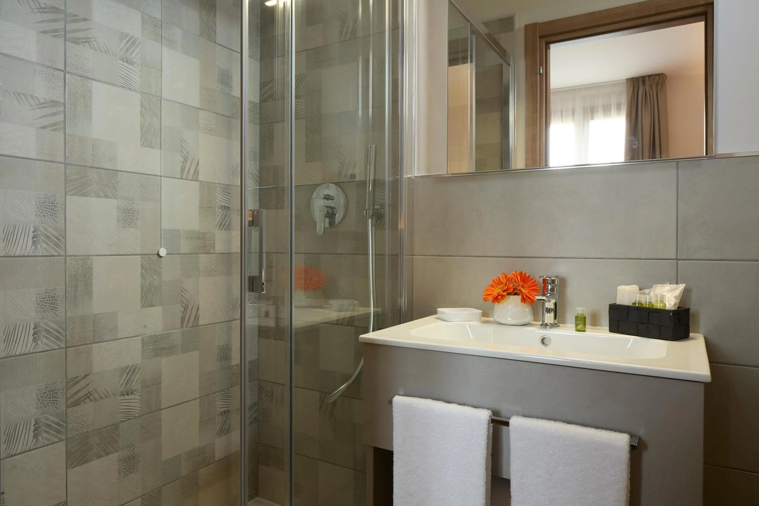 Shower in Luci di Assisi B&B Wellness