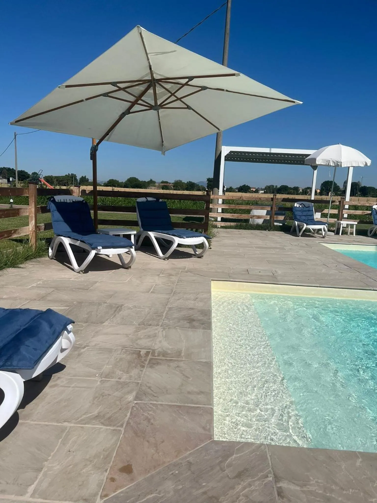 Swimming pool in Luci di Assisi B&B Wellness