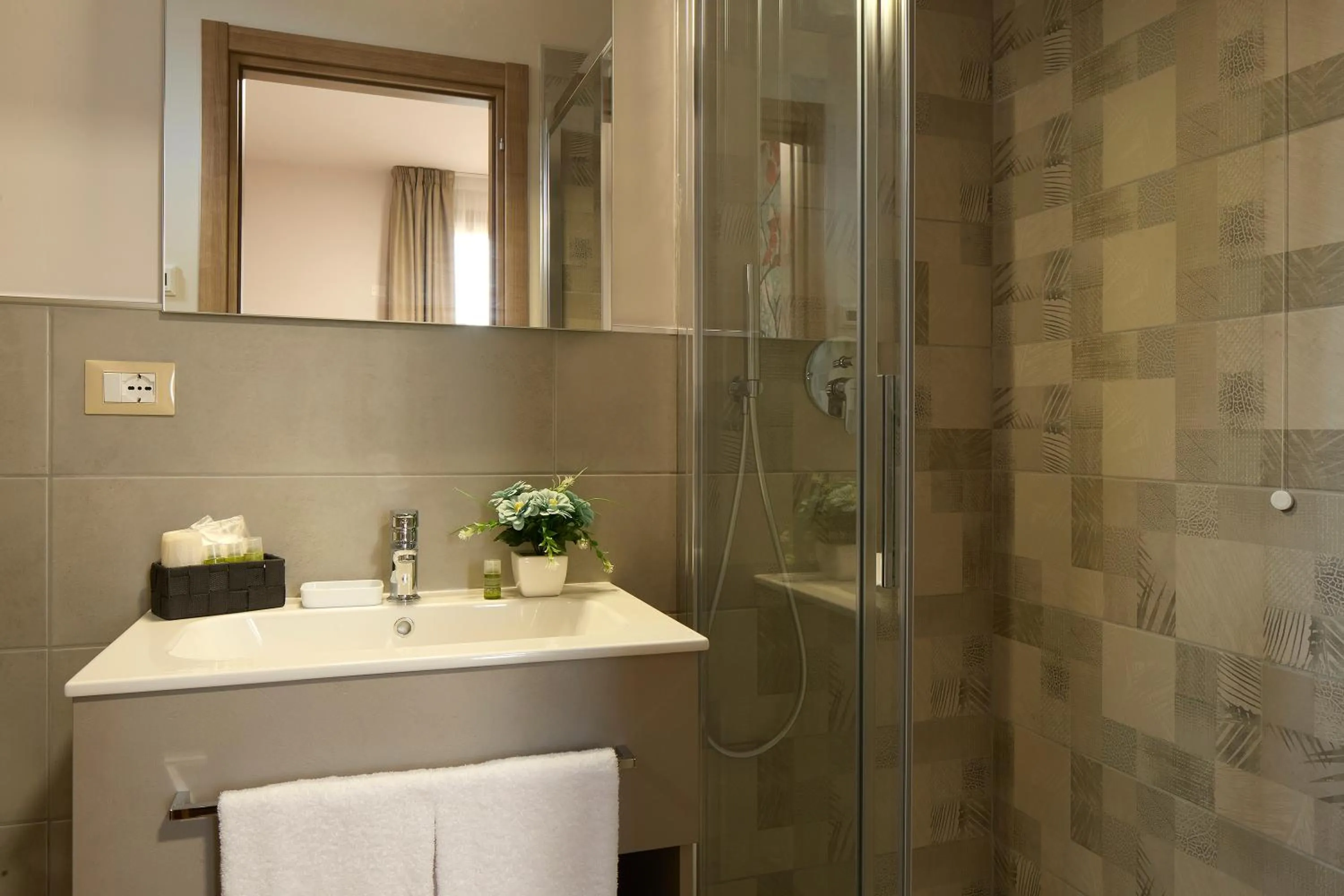 Shower in Luci di Assisi B&B Wellness