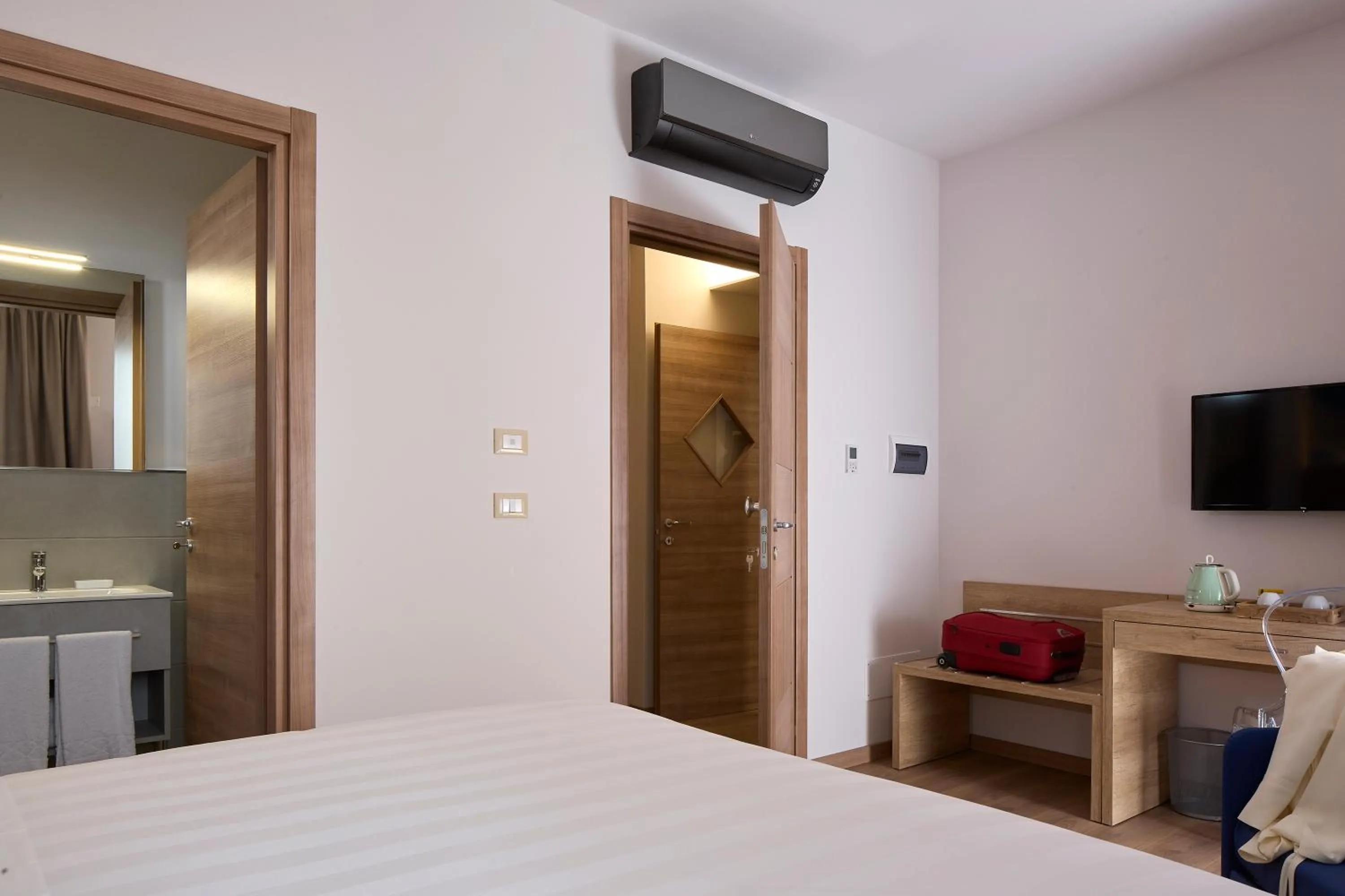 TV and multimedia, Bed in Luci di Assisi B&B Wellness